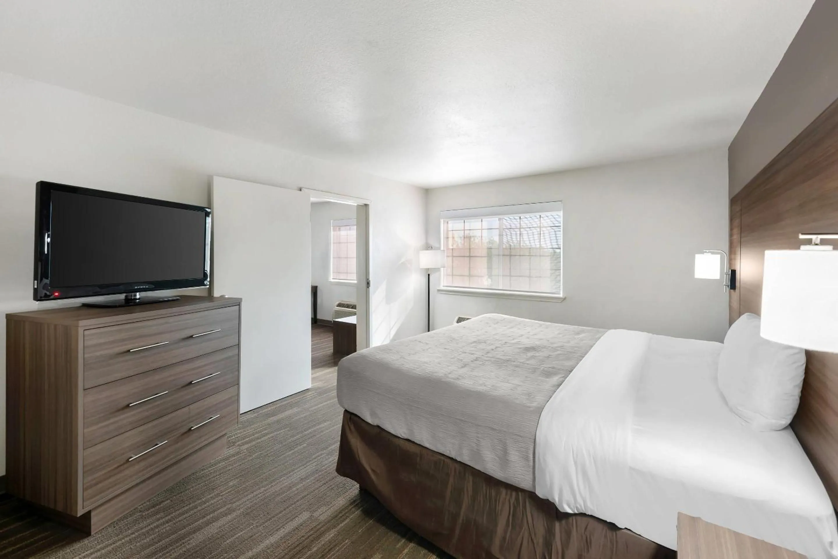 Bedroom, Bed in Quality Inn Near Seaworld - Lackland