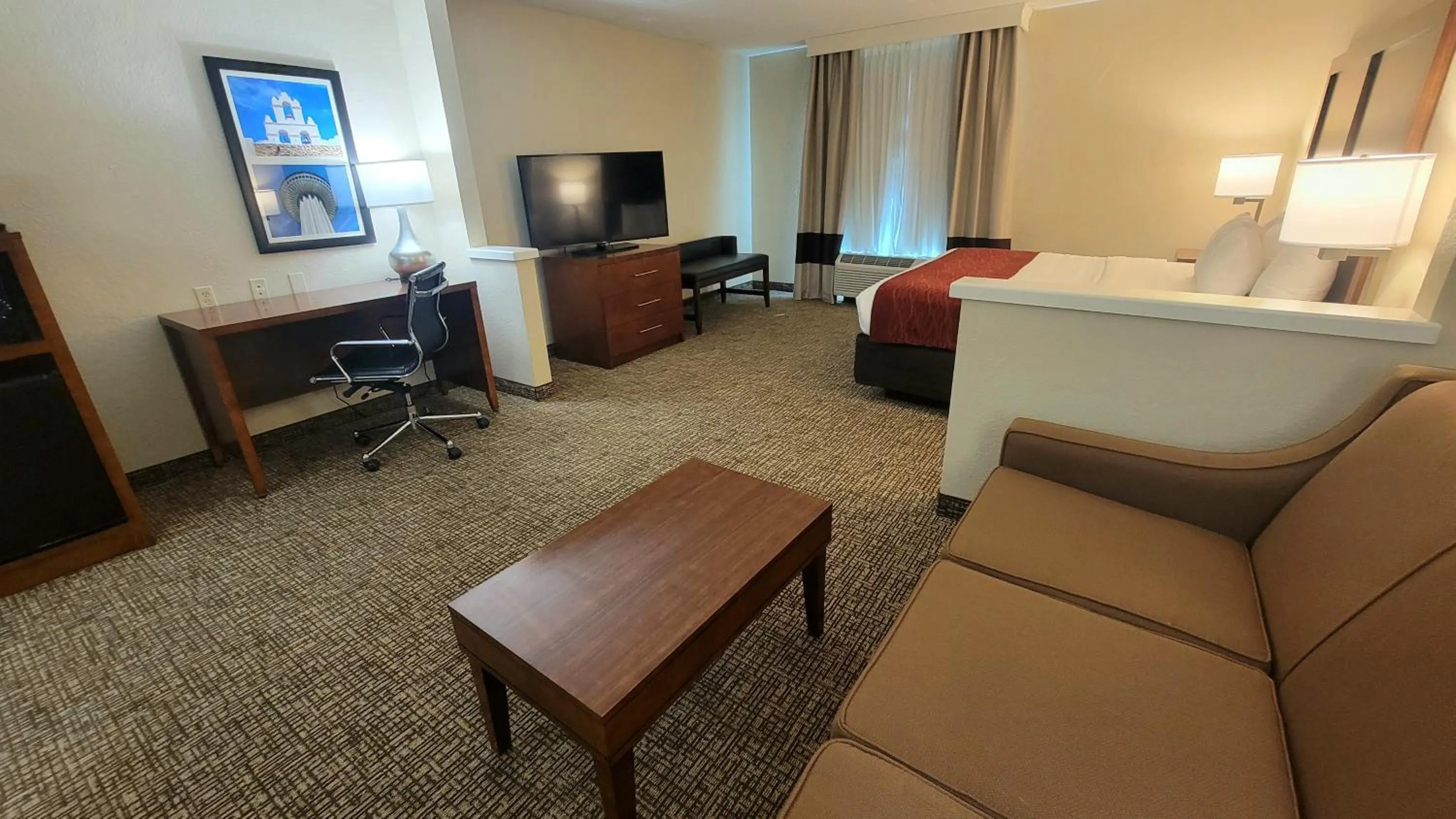 Photo of the whole room in Comfort Inn & Suites San Antonio Airport