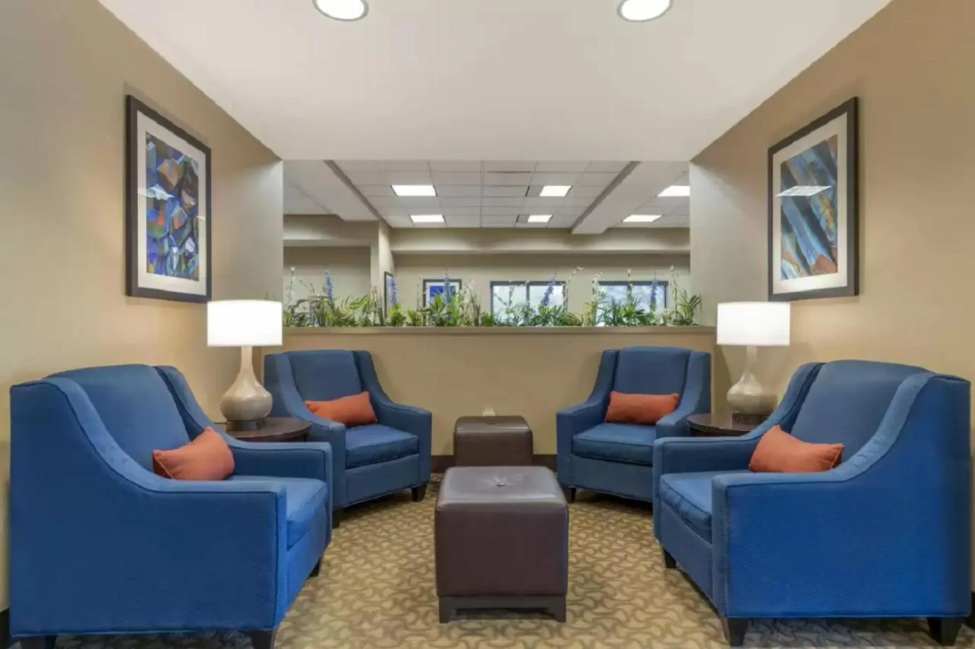 Lobby or reception in Spark By Hilton San Antonio Airport