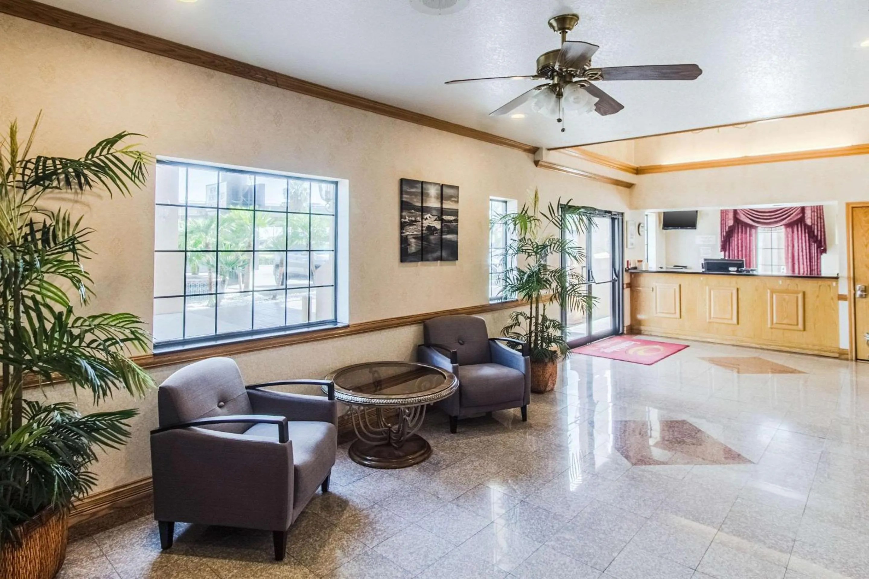 Lobby or reception in Econo Lodge Inn & Suites Corpus Christi