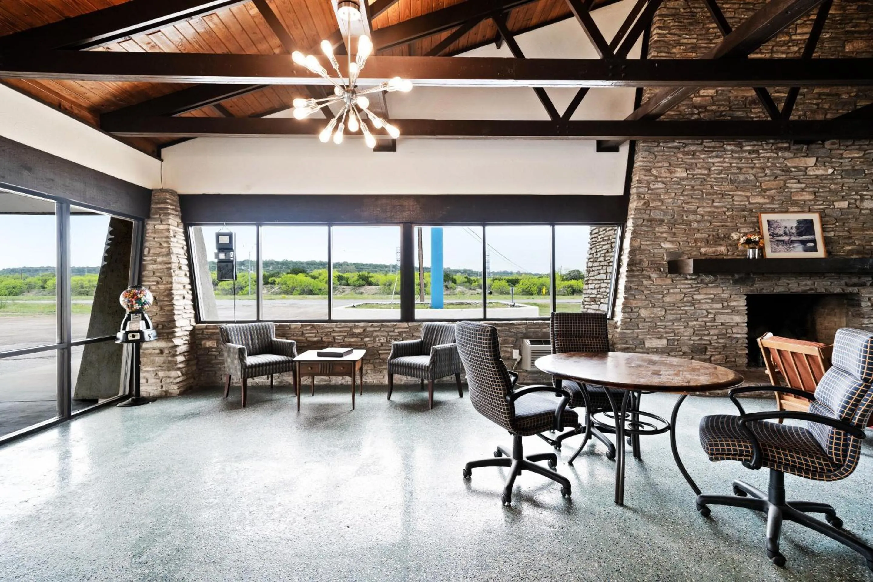 Lobby or reception in Segovia Lodge Junction TX I -10