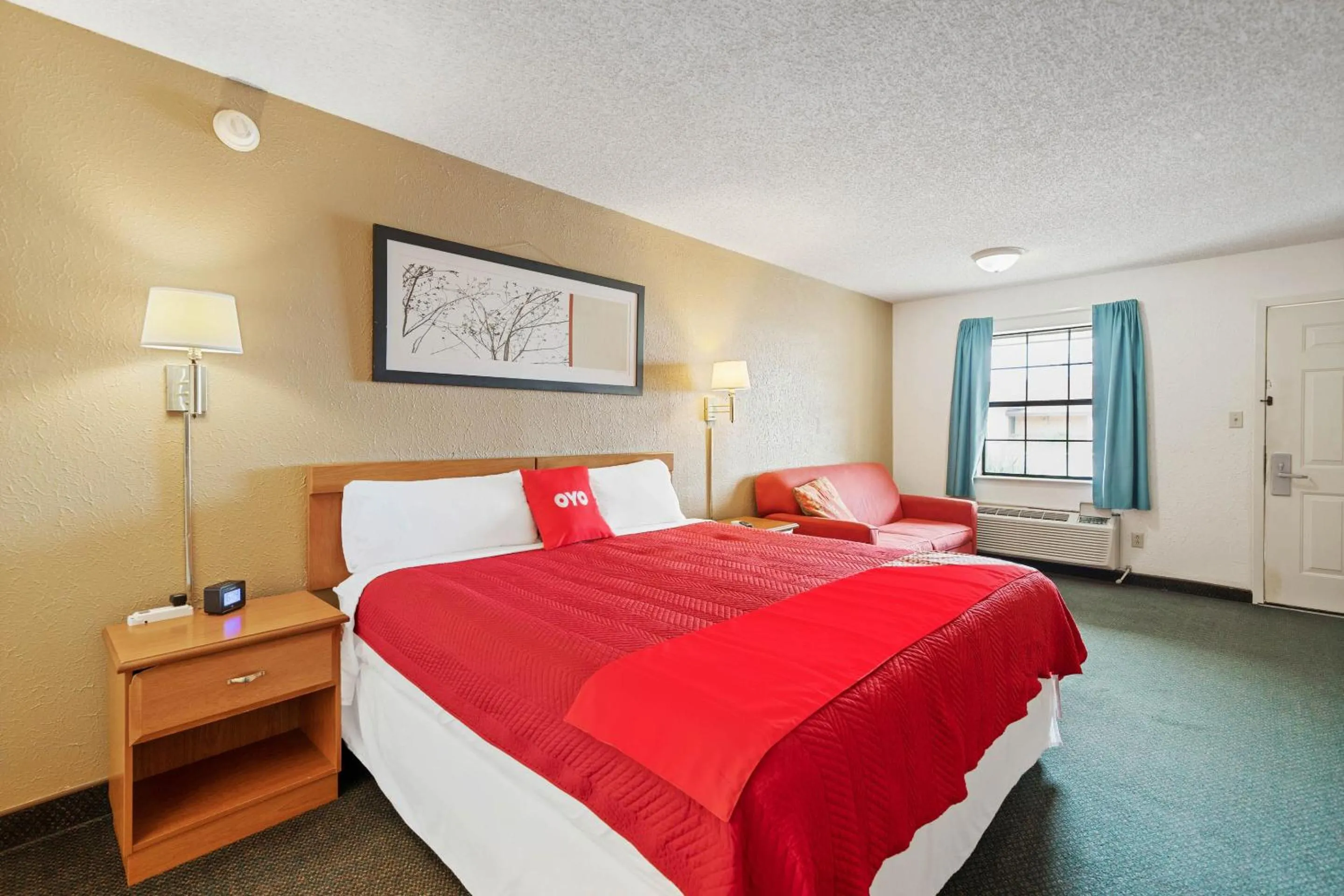 Bedroom, Bed in Segovia Lodge Junction TX I -10