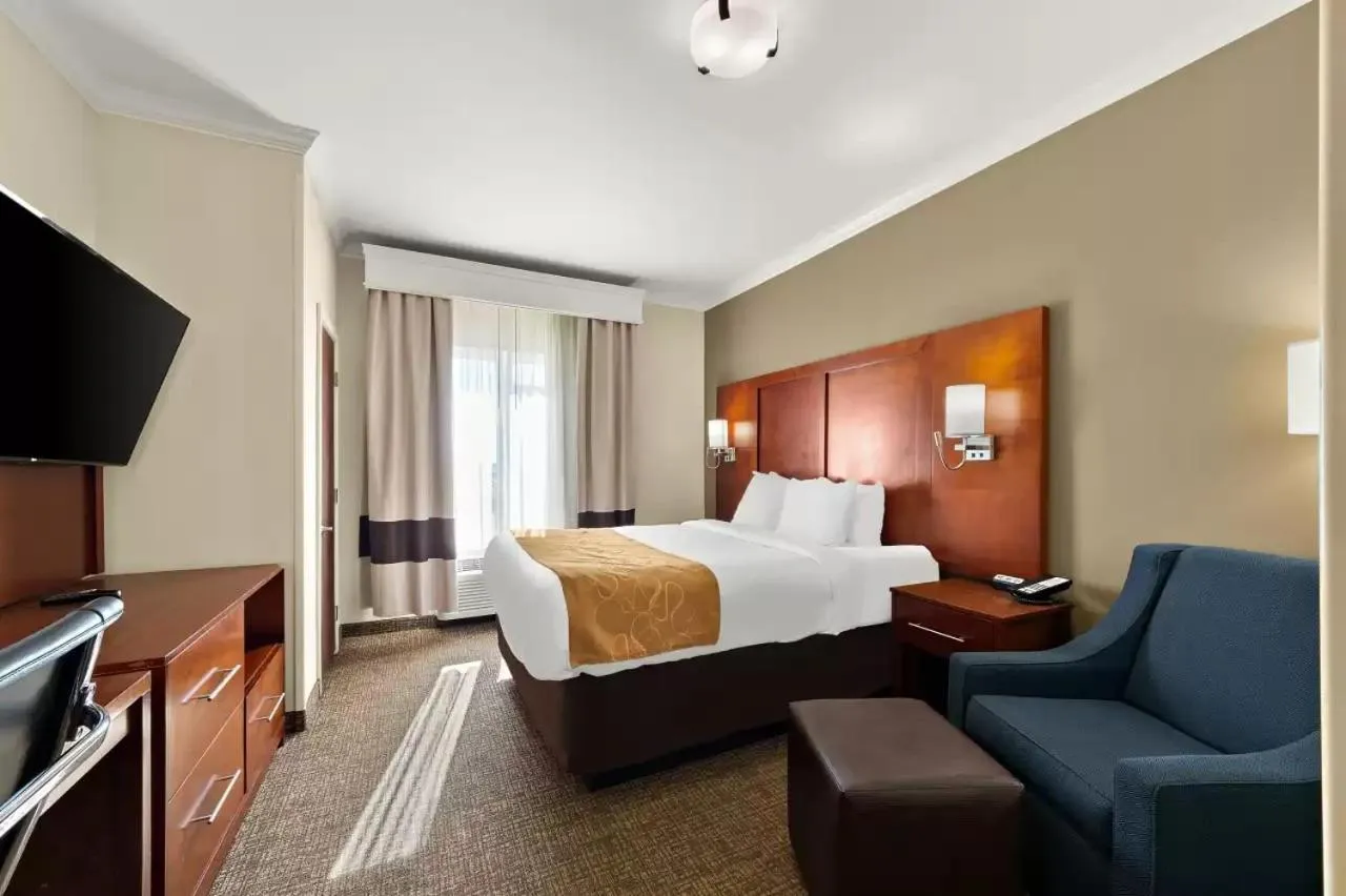 Bed in Comfort Suites Corpus Christi Central