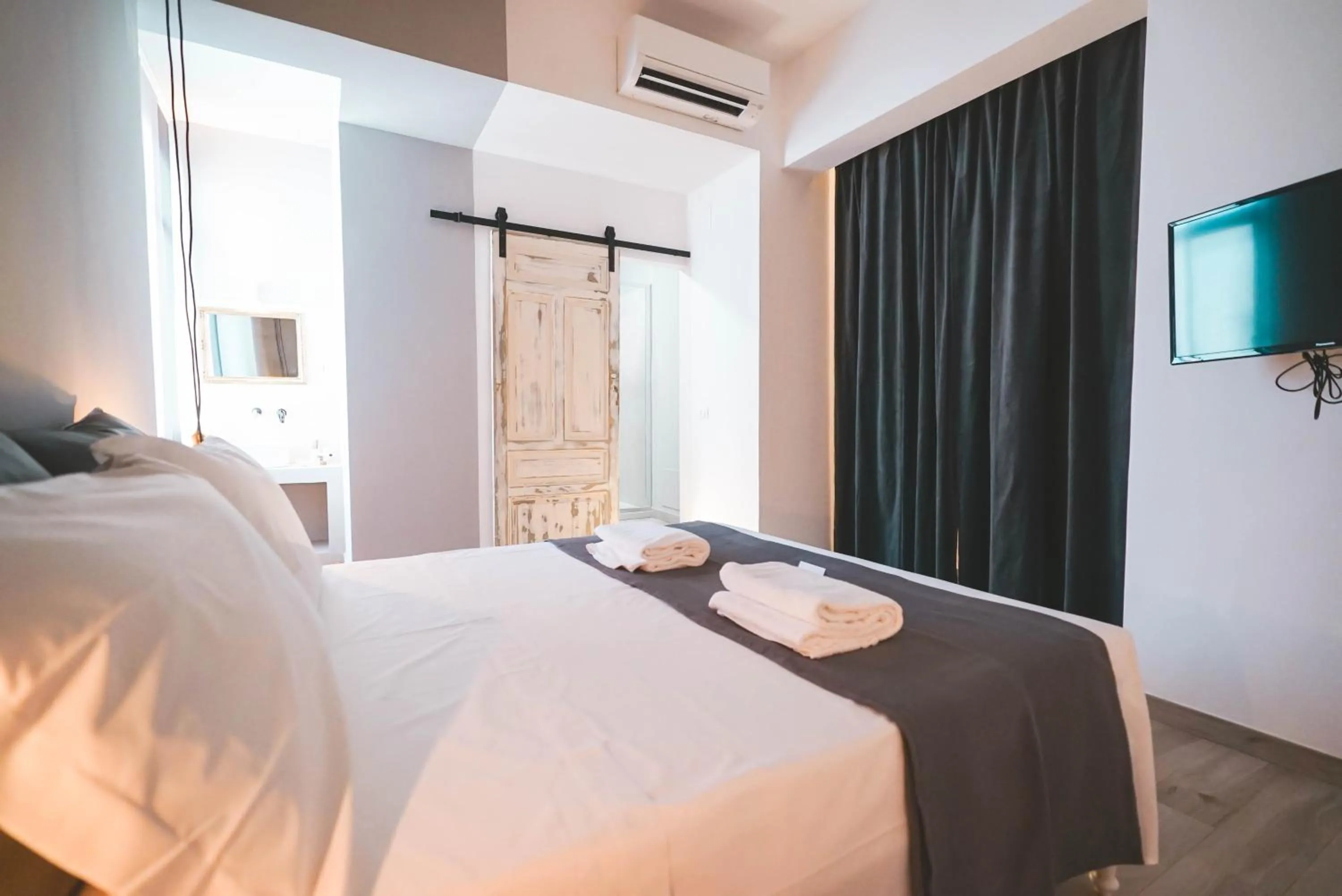 Bed in Cloud House Sicily