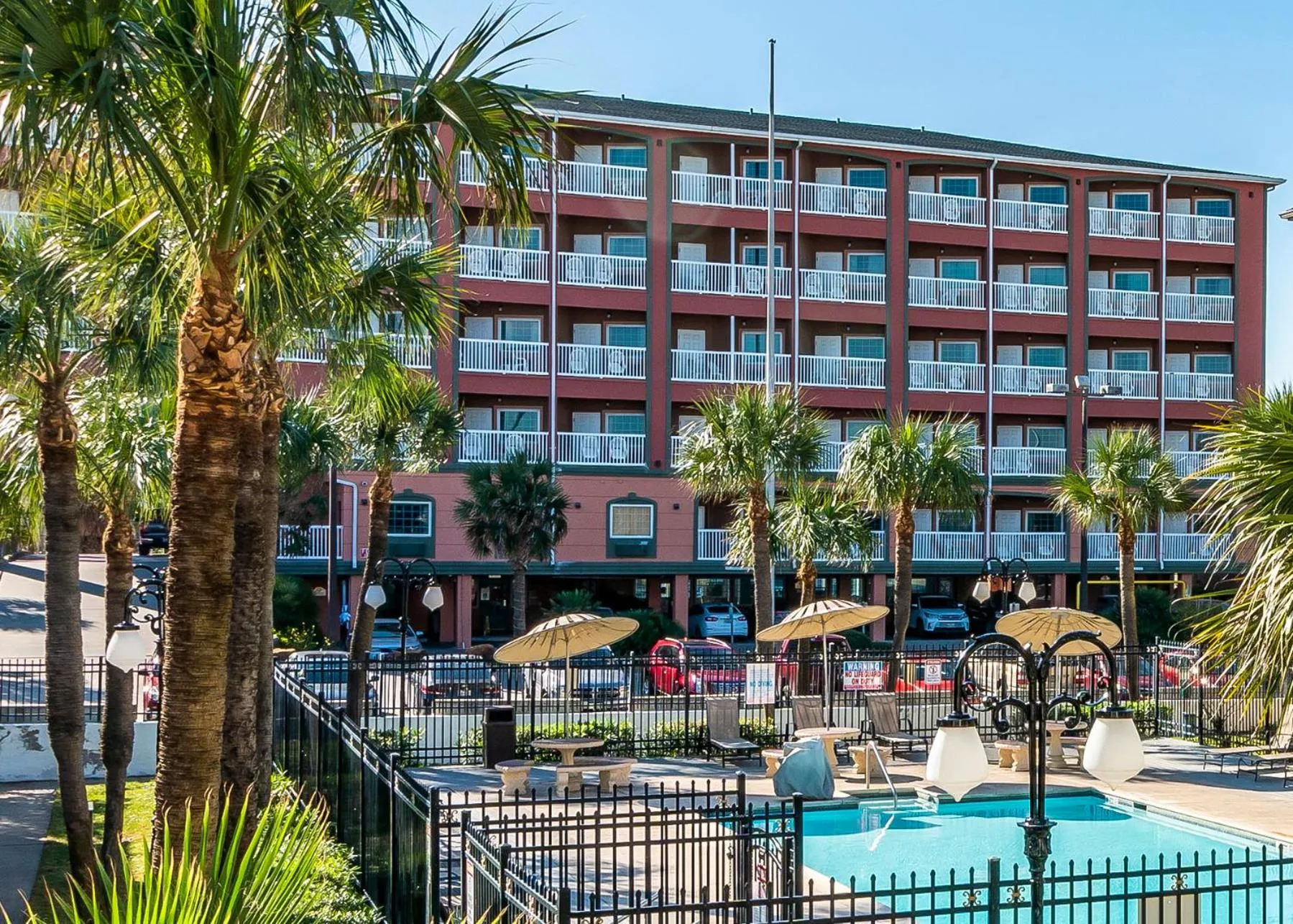 Swimming pool in Quality Inn & Suites Galveston - Beachfront