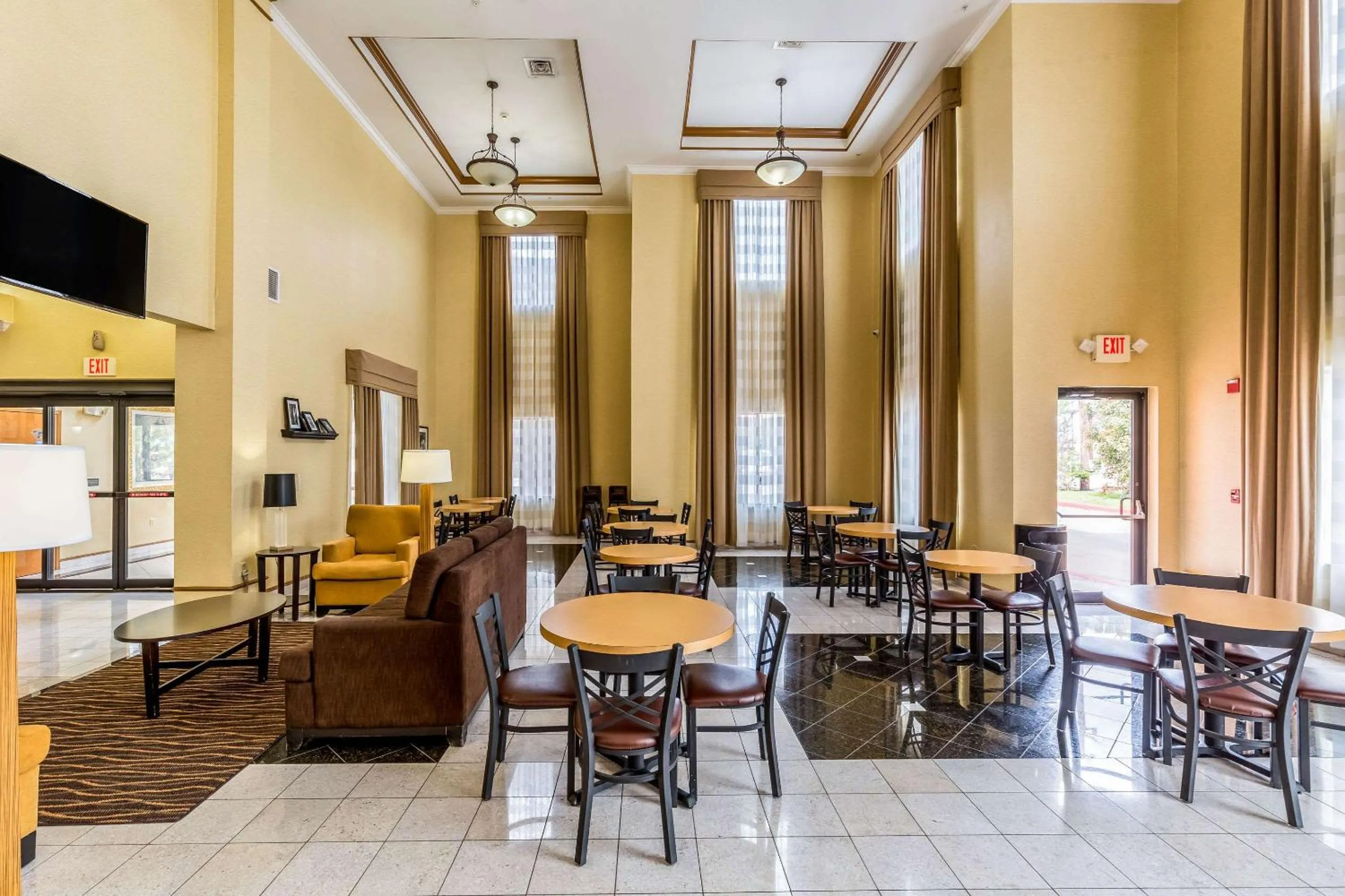 Restaurant/places to eat in Sleep Inn & Suites Stafford - Sugarland