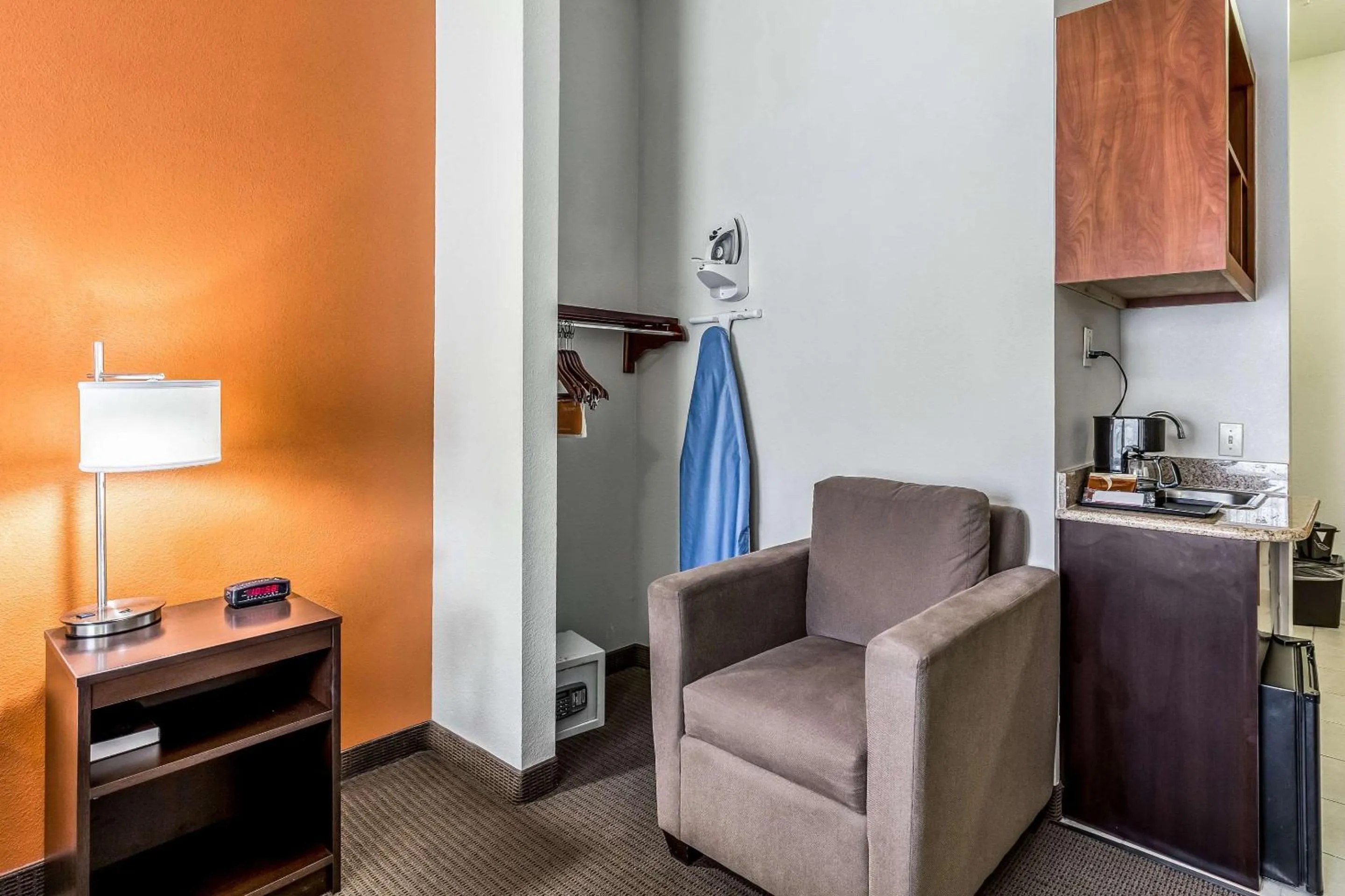 Photo of the whole room in Sleep Inn & Suites Stafford - Sugarland