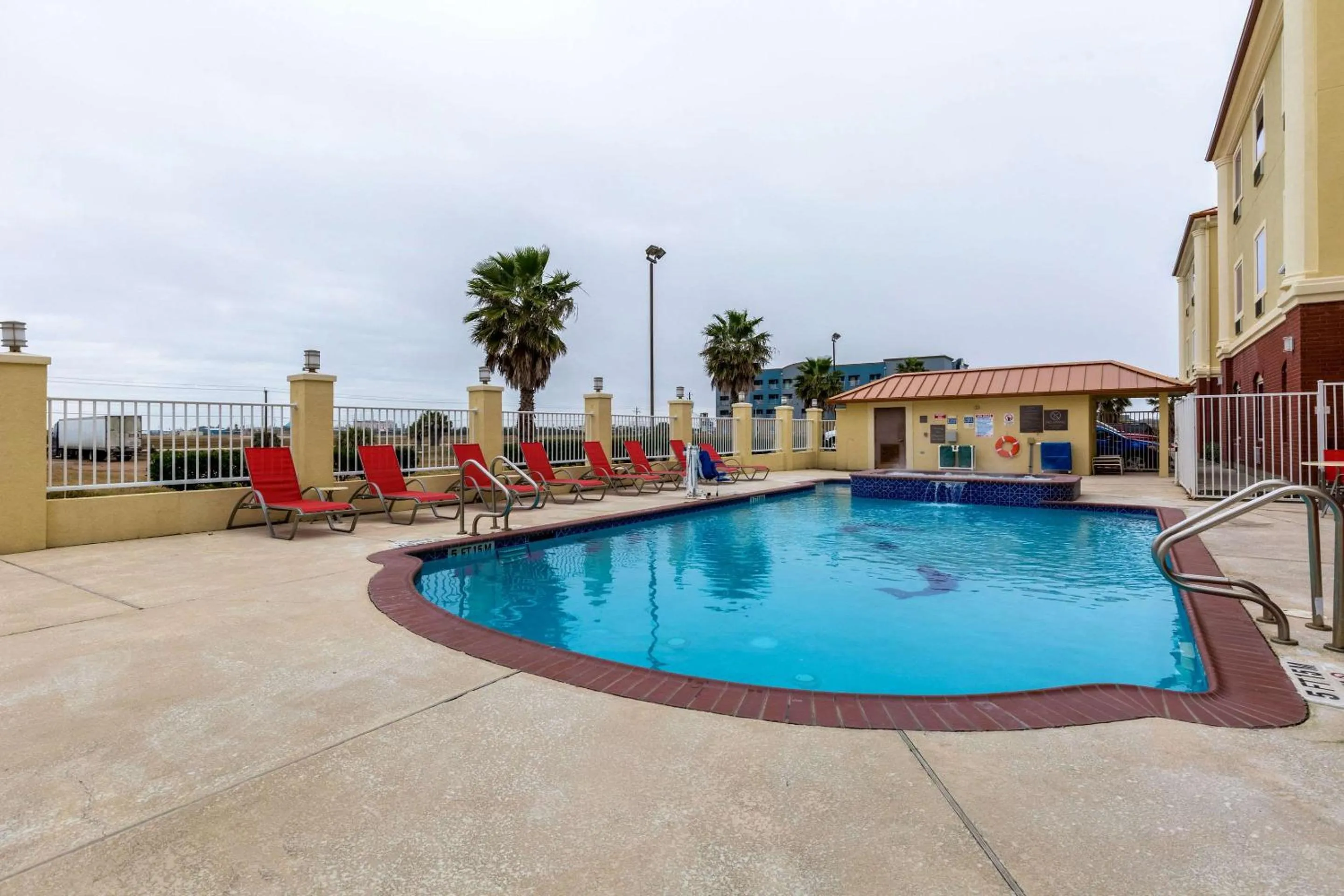 On site in Comfort Suites Galveston Cruise Port Area - Beachside