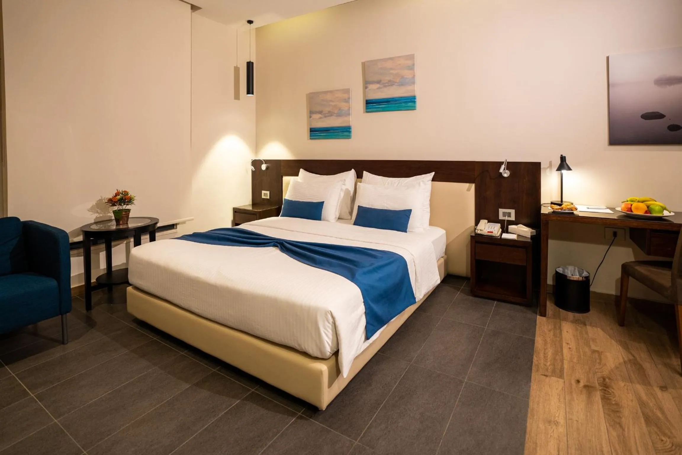 Bedroom, Bed in The Compass Hotel