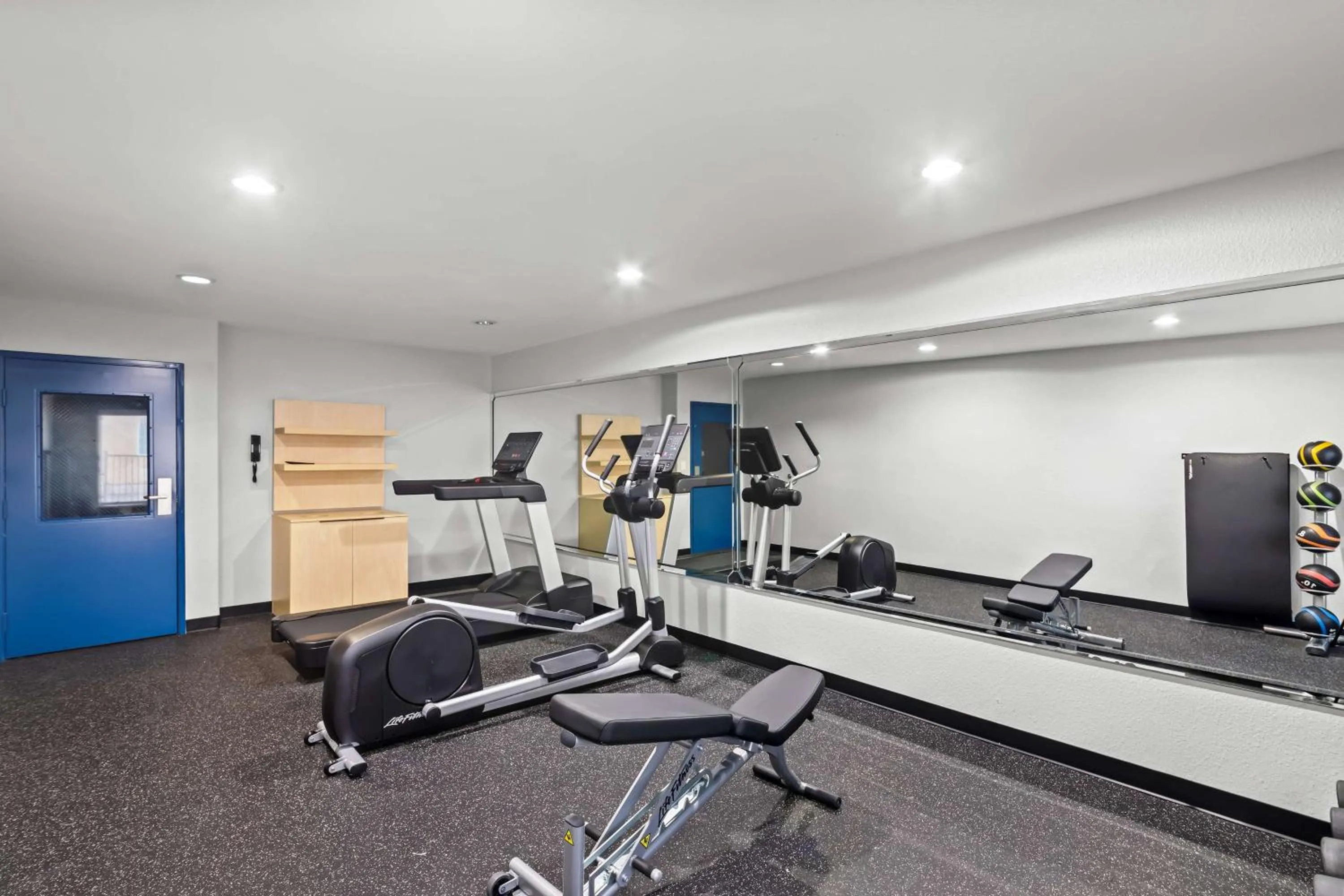 Fitness centre/facilities in Spark by Hilton Killeen
