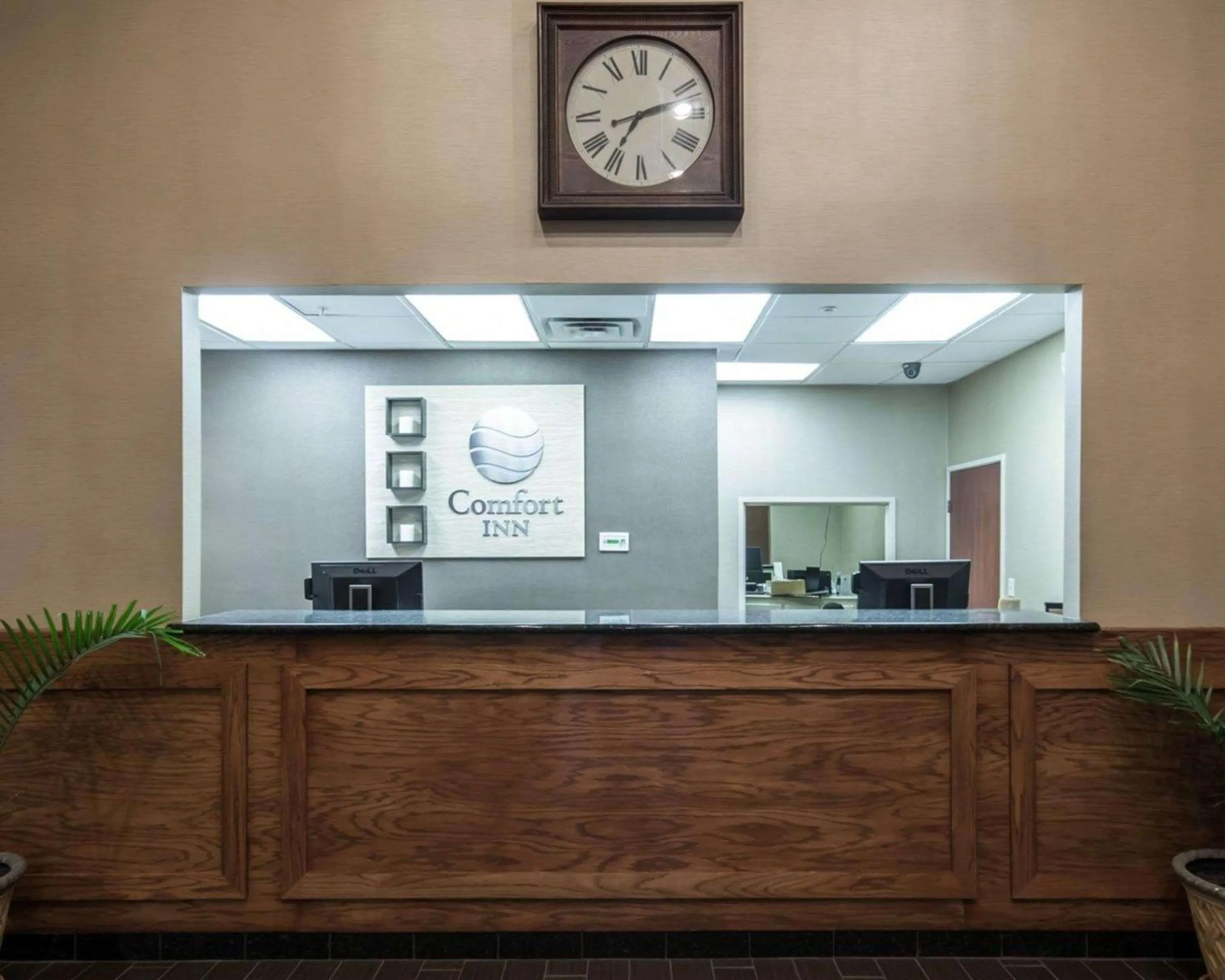 Lobby or reception in Comfort Inn & Suites Red Oak - Dallas Area