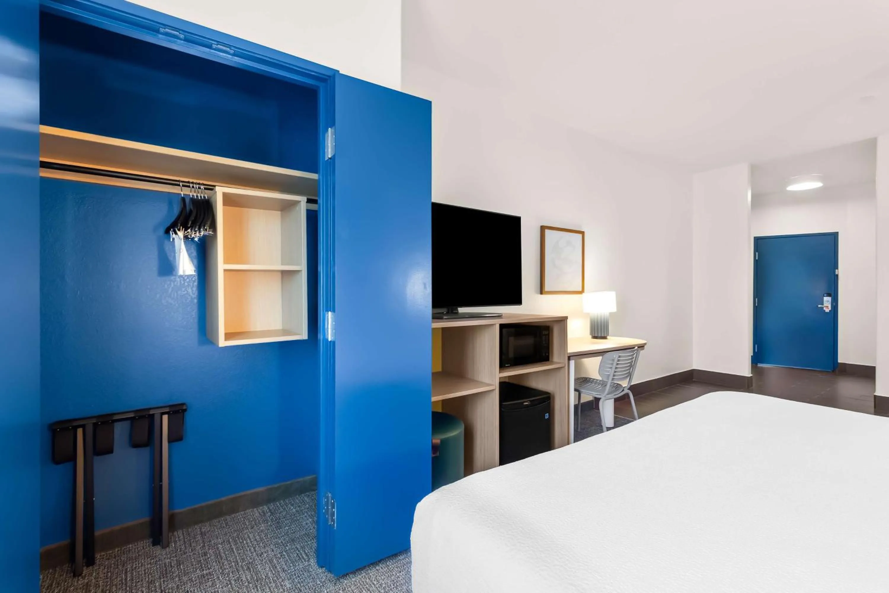 Bed in Spark by Hilton Pearland