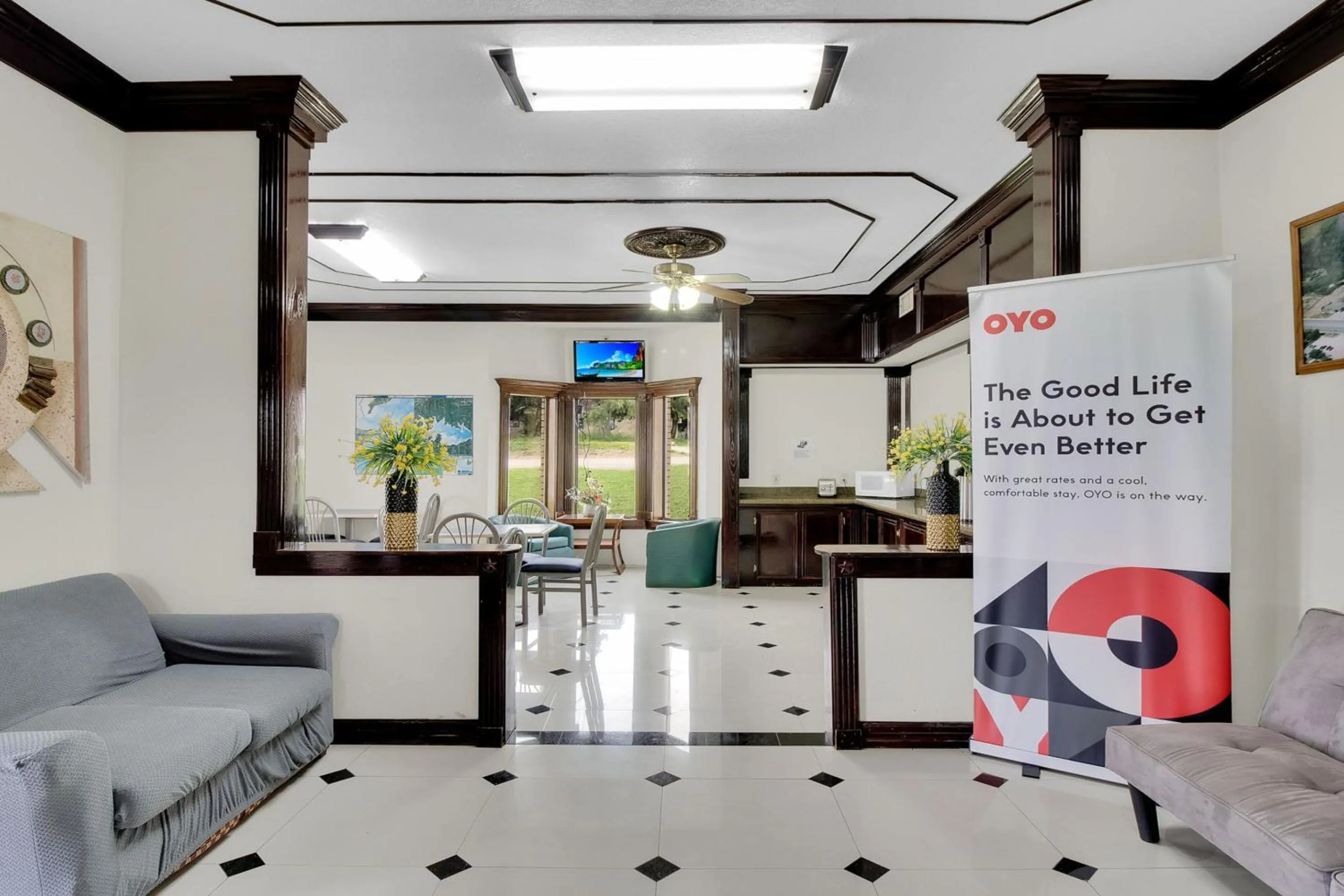 Lobby or reception in Three Rivers Executive Inn & Suites By OYO
