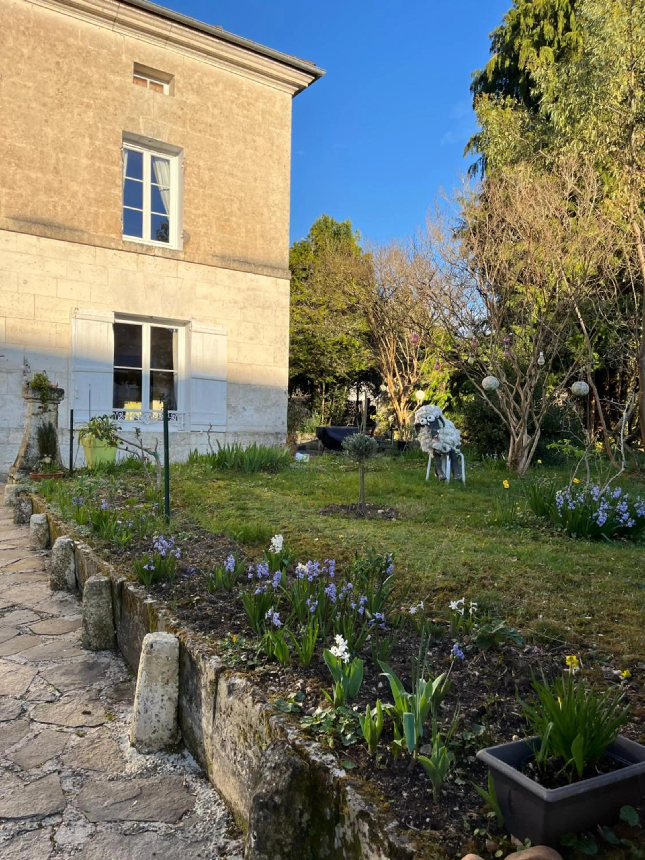 Property building in Villa Médicis
