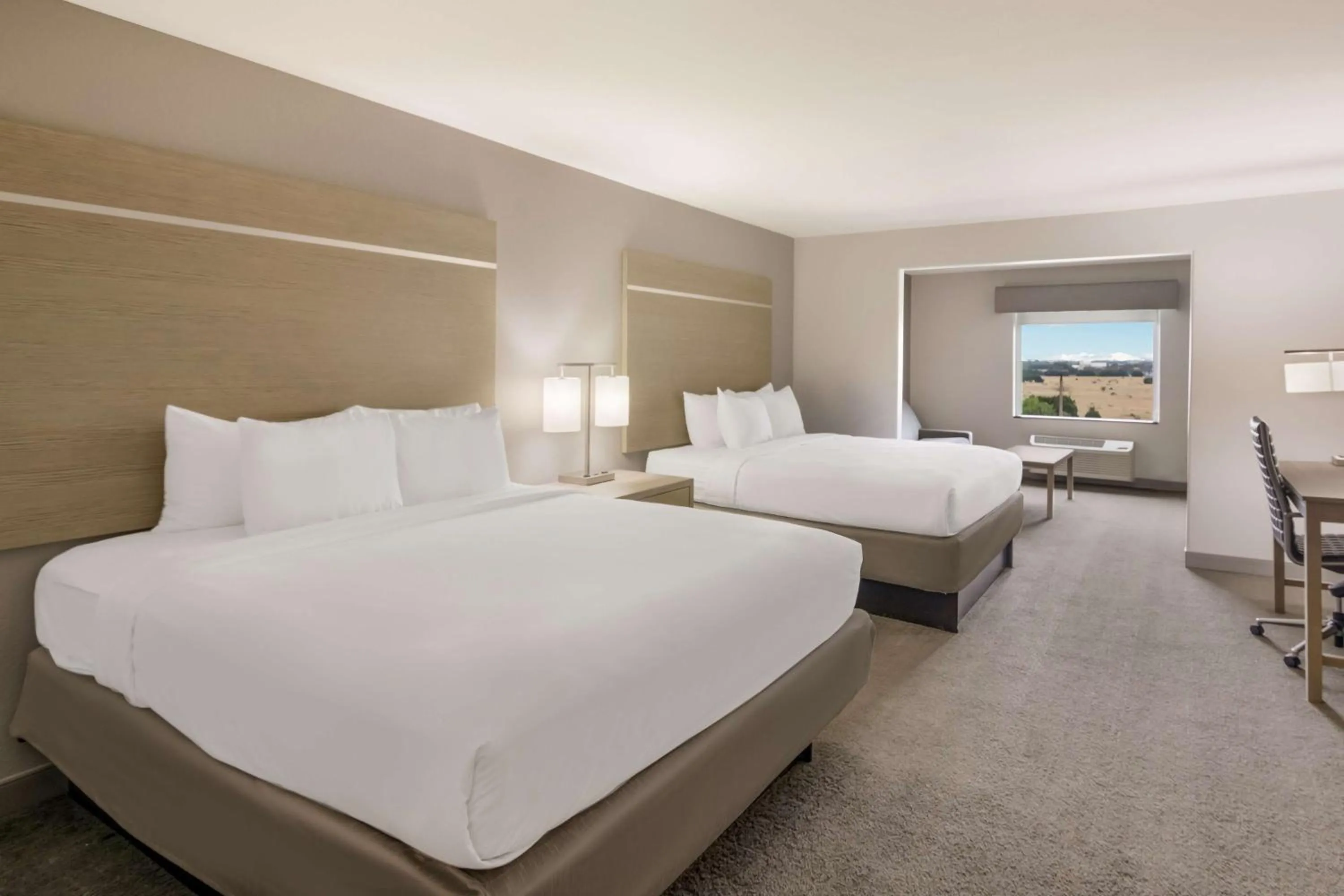 Photo of the whole room, Bed in Best Western Plus Killeen - Fort Cavazos Hotel & Suites