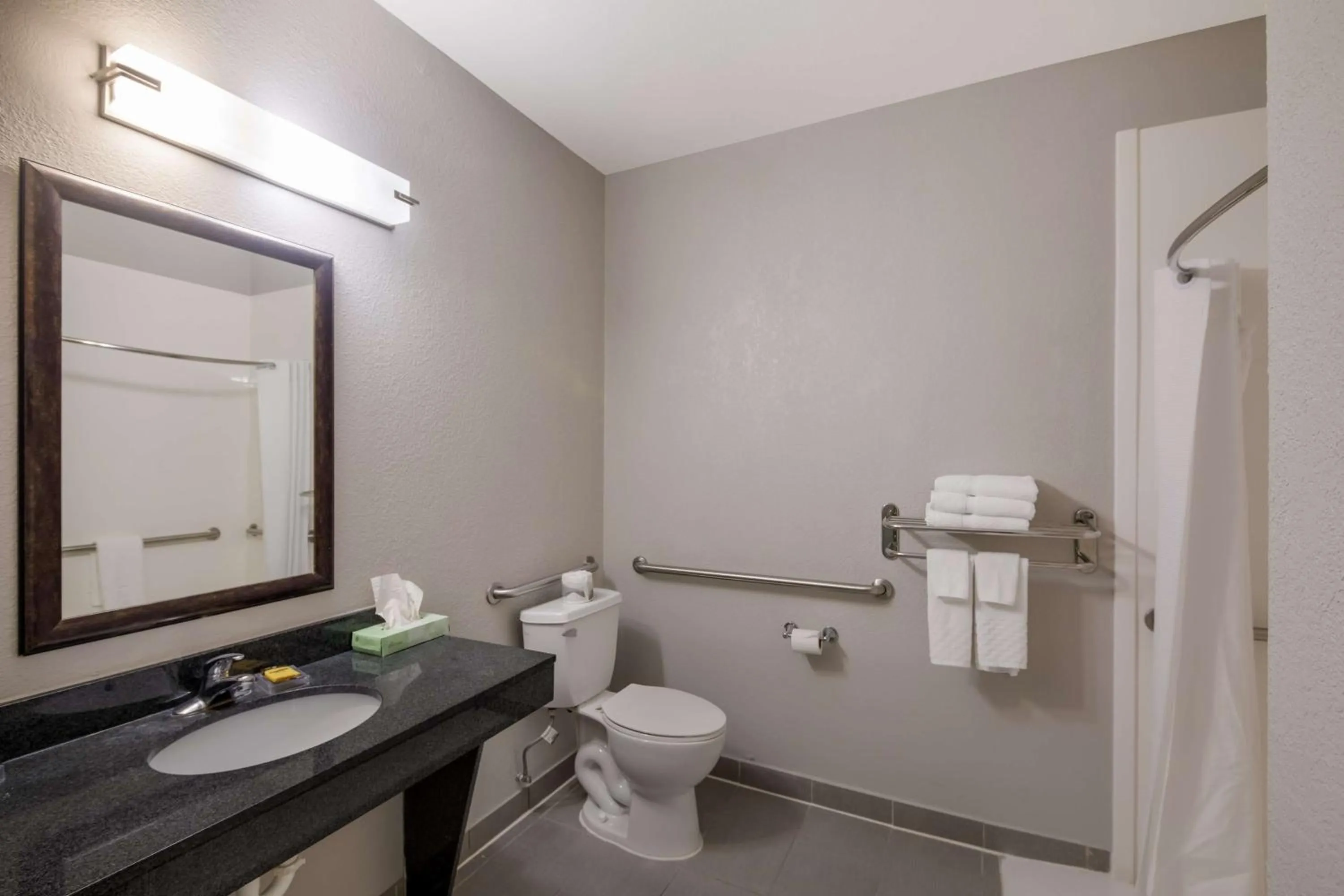 Bathroom in Best Western Plus Killeen - Fort Cavazos Hotel & Suites