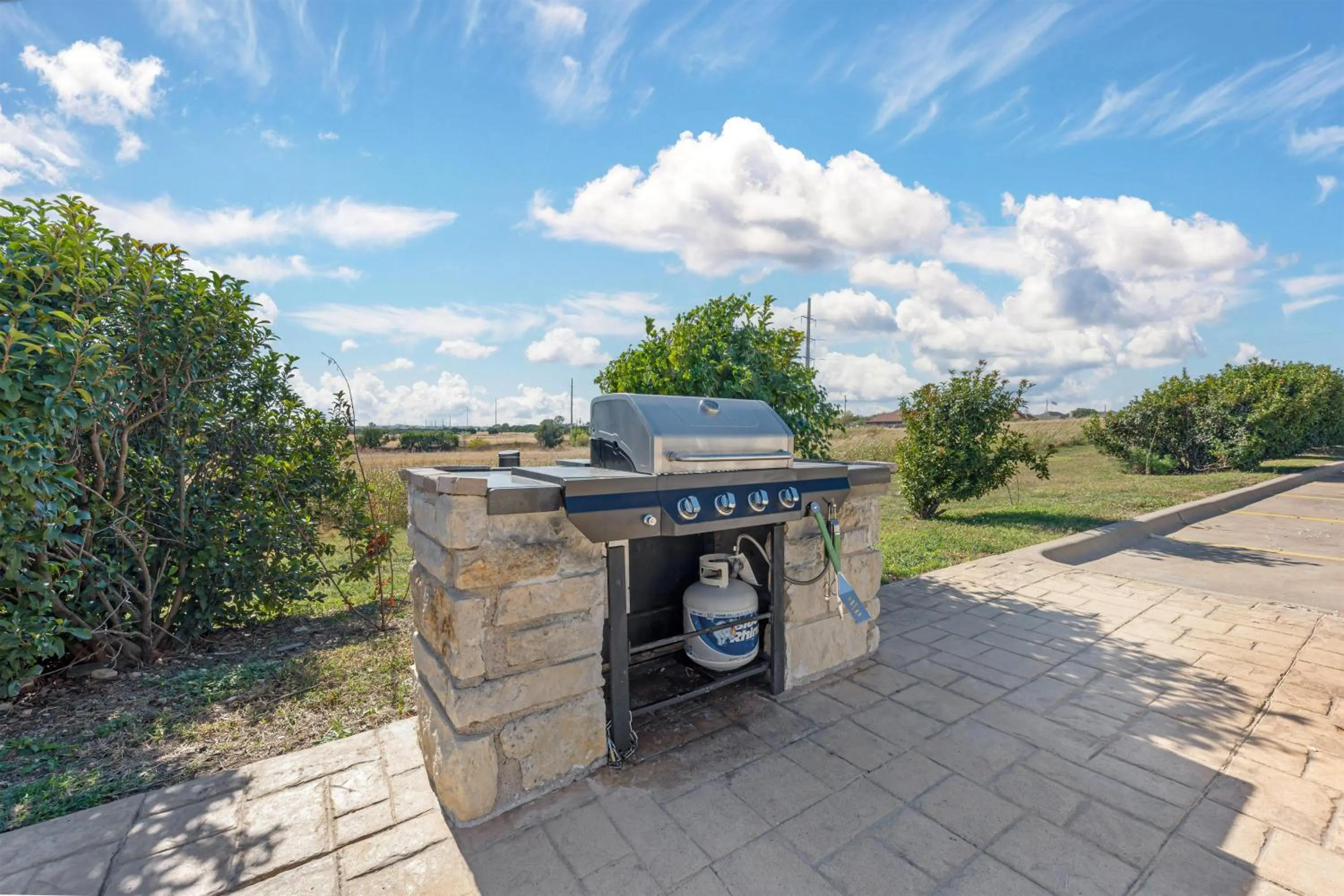 Property building in Best Western Plus Killeen - Fort Cavazos Hotel & Suites