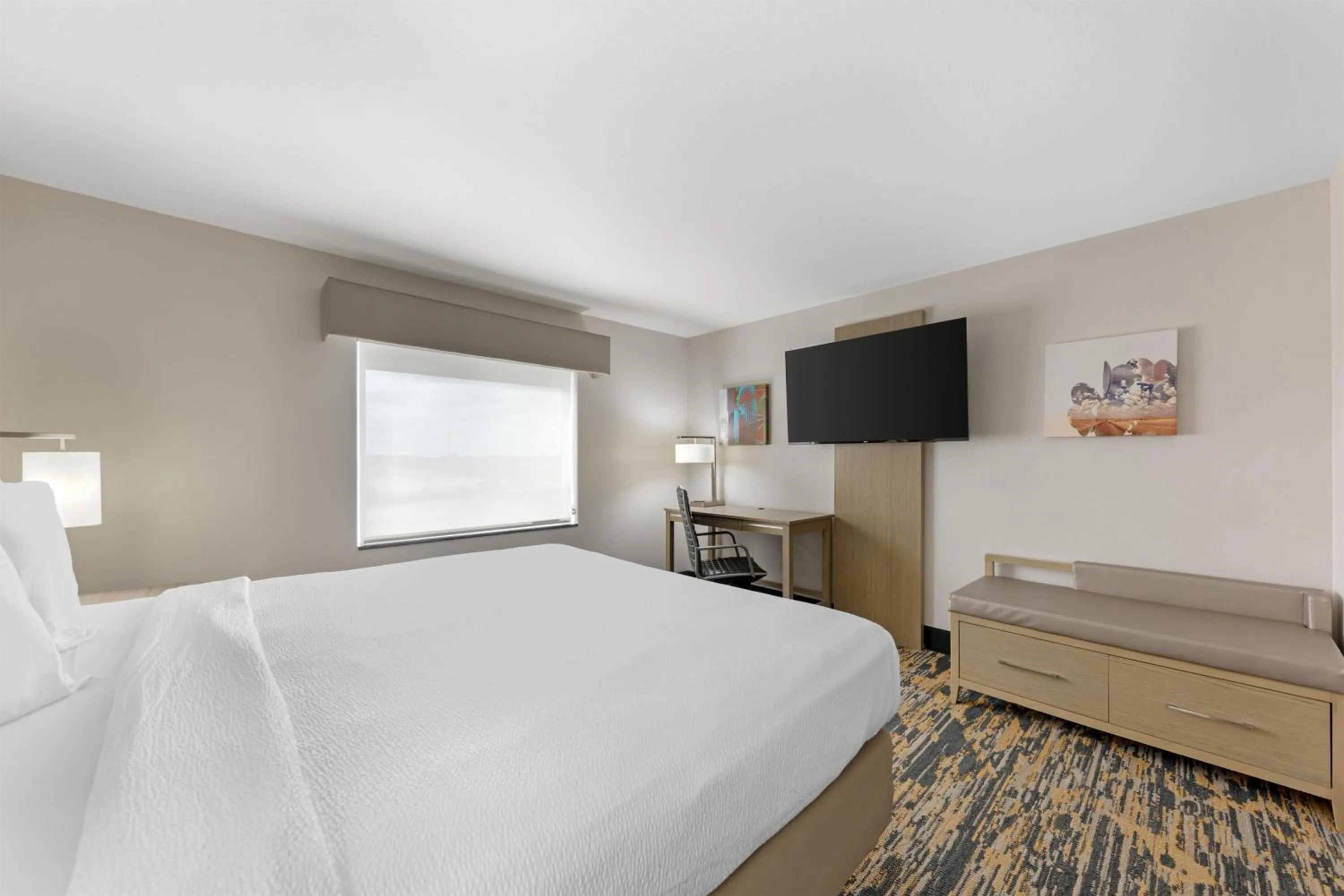 Bedroom, Bed in Best Western Plus Killeen - Fort Cavazos Hotel & Suites