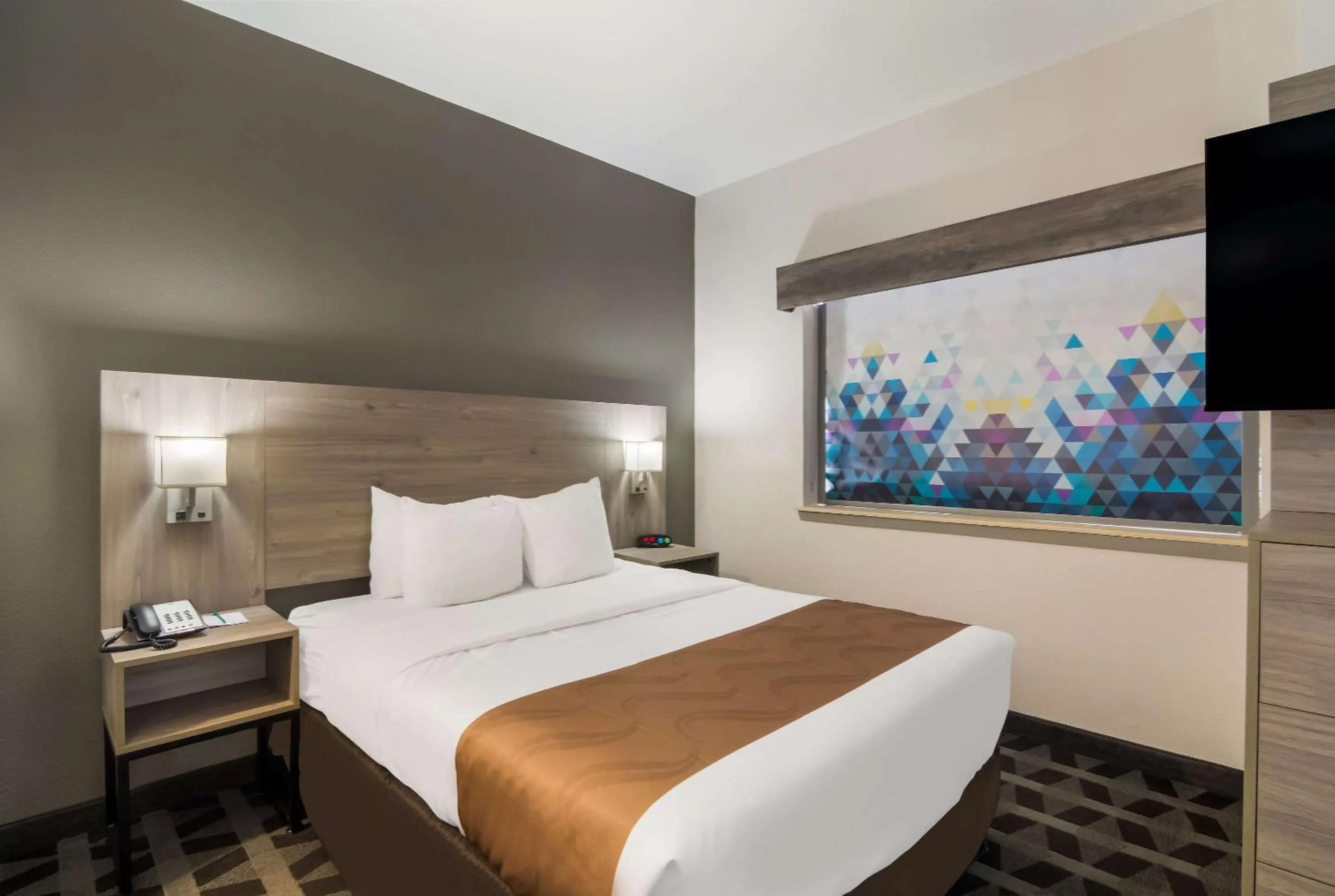 Bedroom, Bed in Quality Inn & Suites Waco North