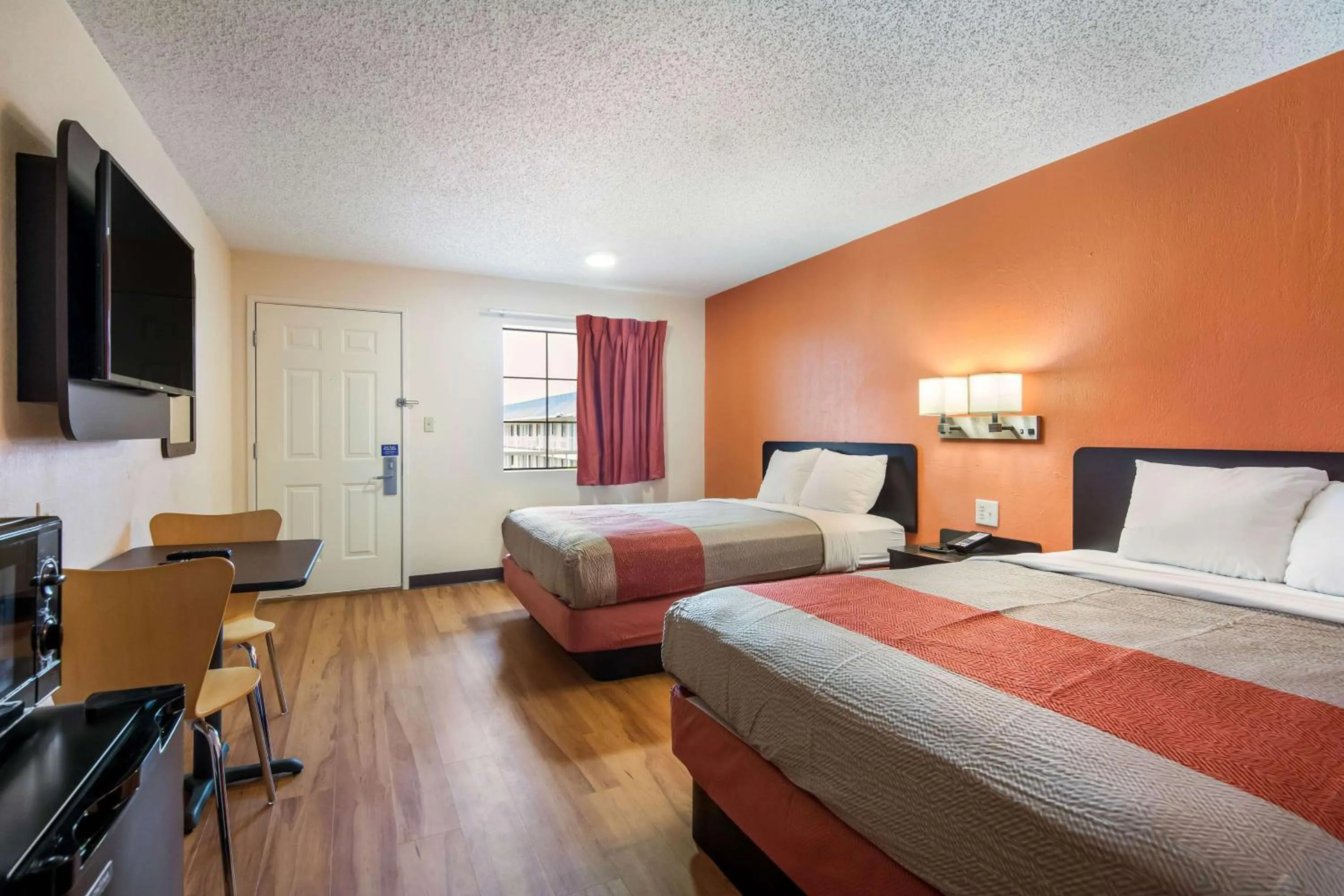 Photo of the whole room, Bed in Motel 6-Winnie, TX