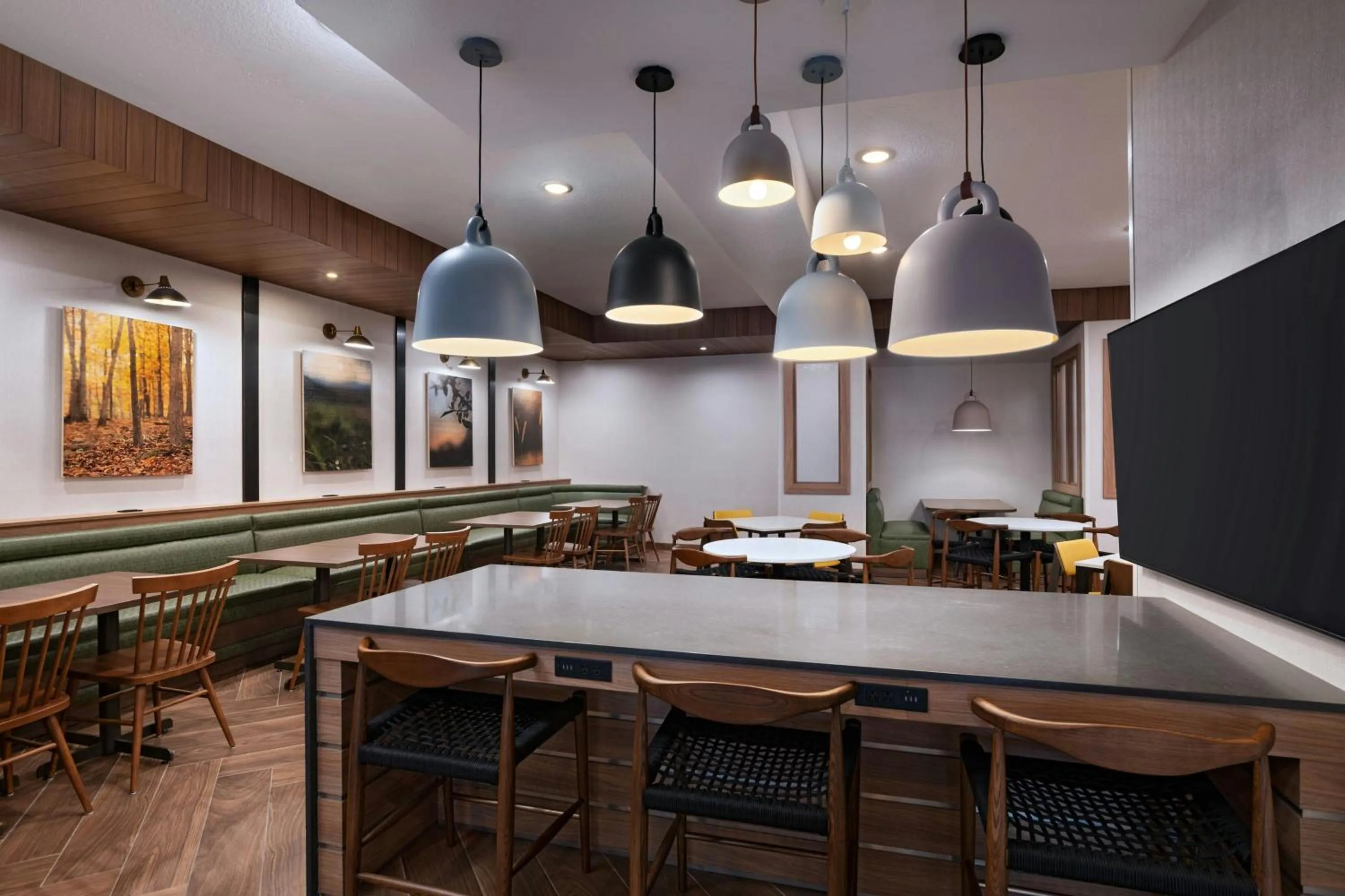 Breakfast in Fairfield by Marriott Inn & Suites Hillsboro