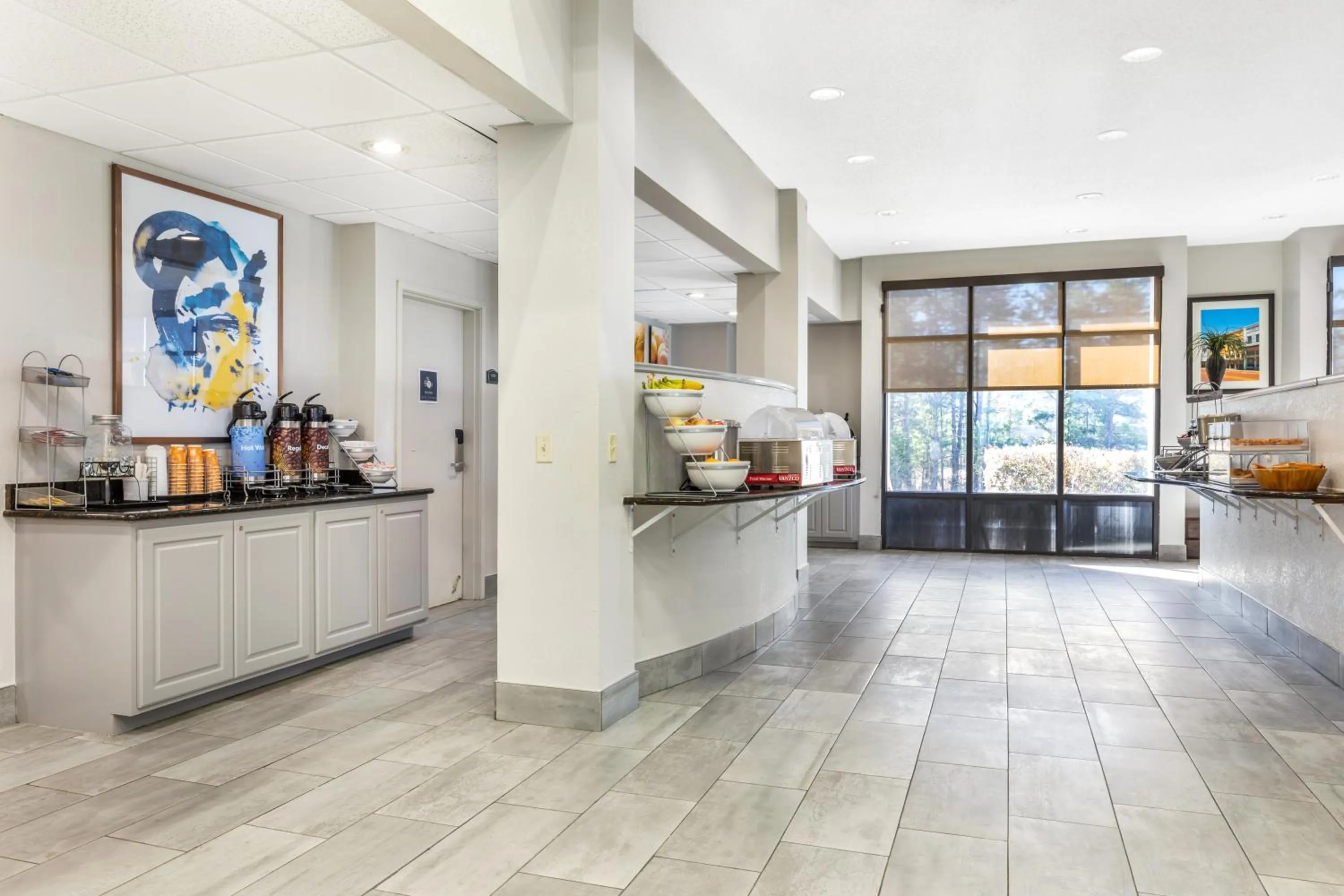 Breakfast in Comfort Suites Nacogdoches