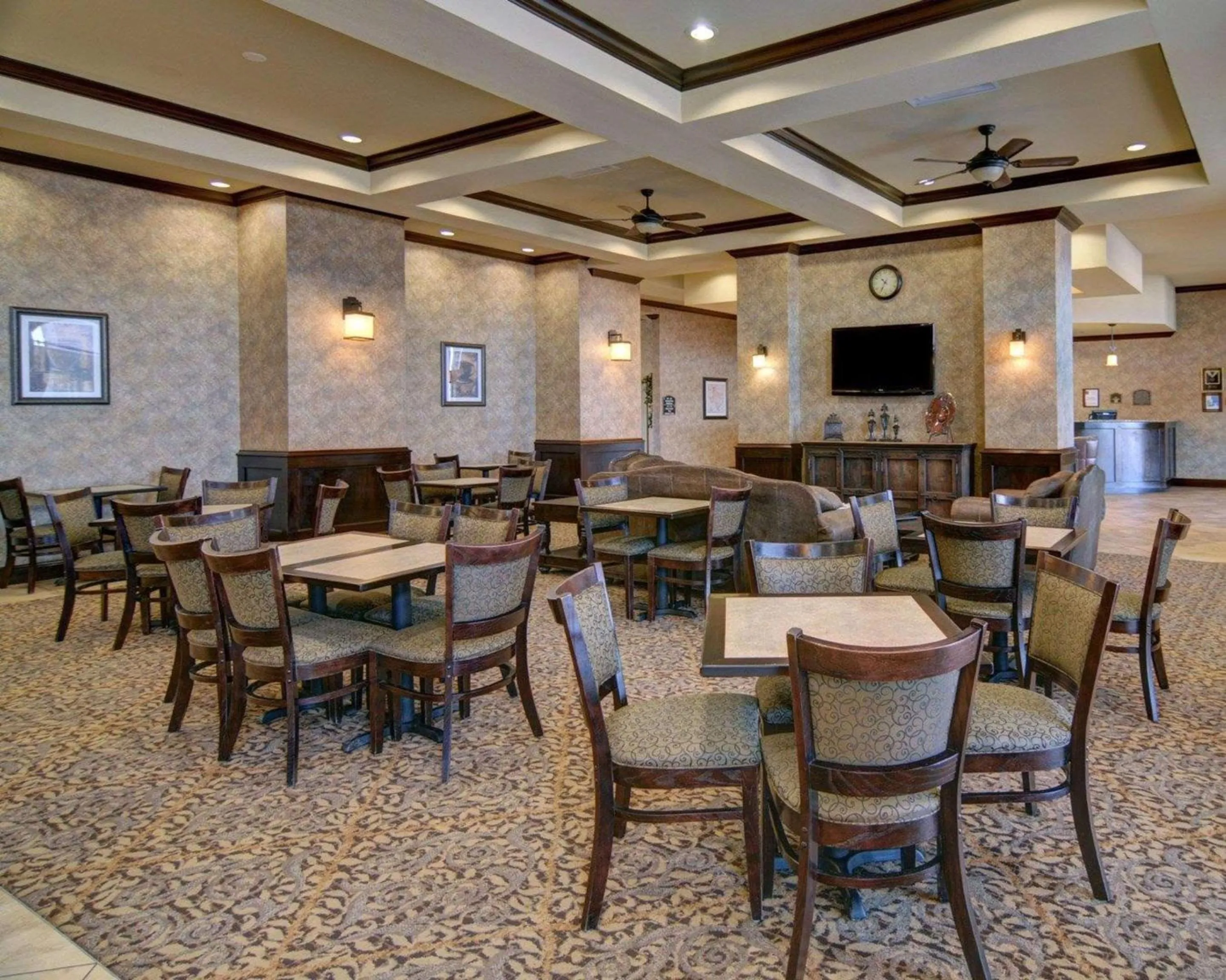 Breakfast in Comfort Suites Frisco