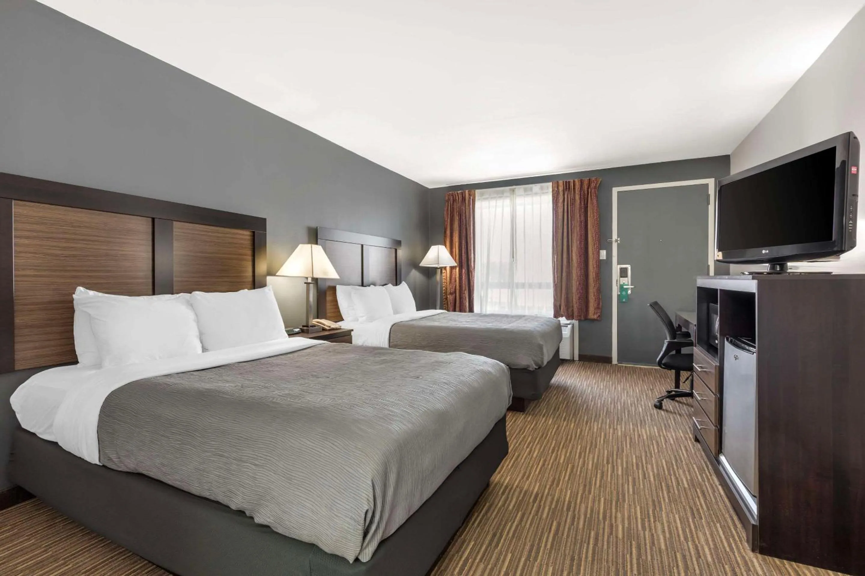 Bedroom, Bed in Quality Inn Gainesville