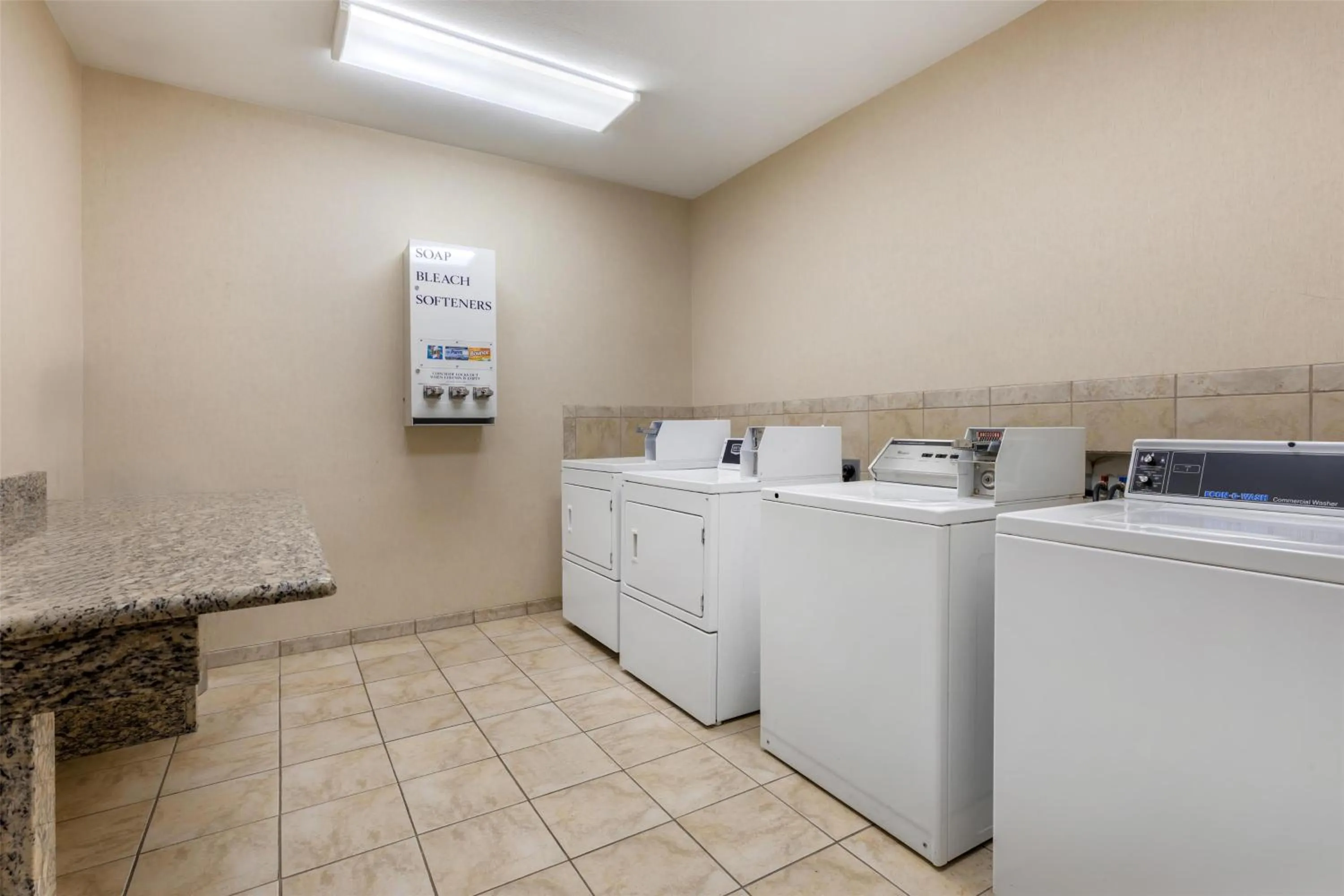 laundry in Best Western Plus Waxahachie Inn & Suites