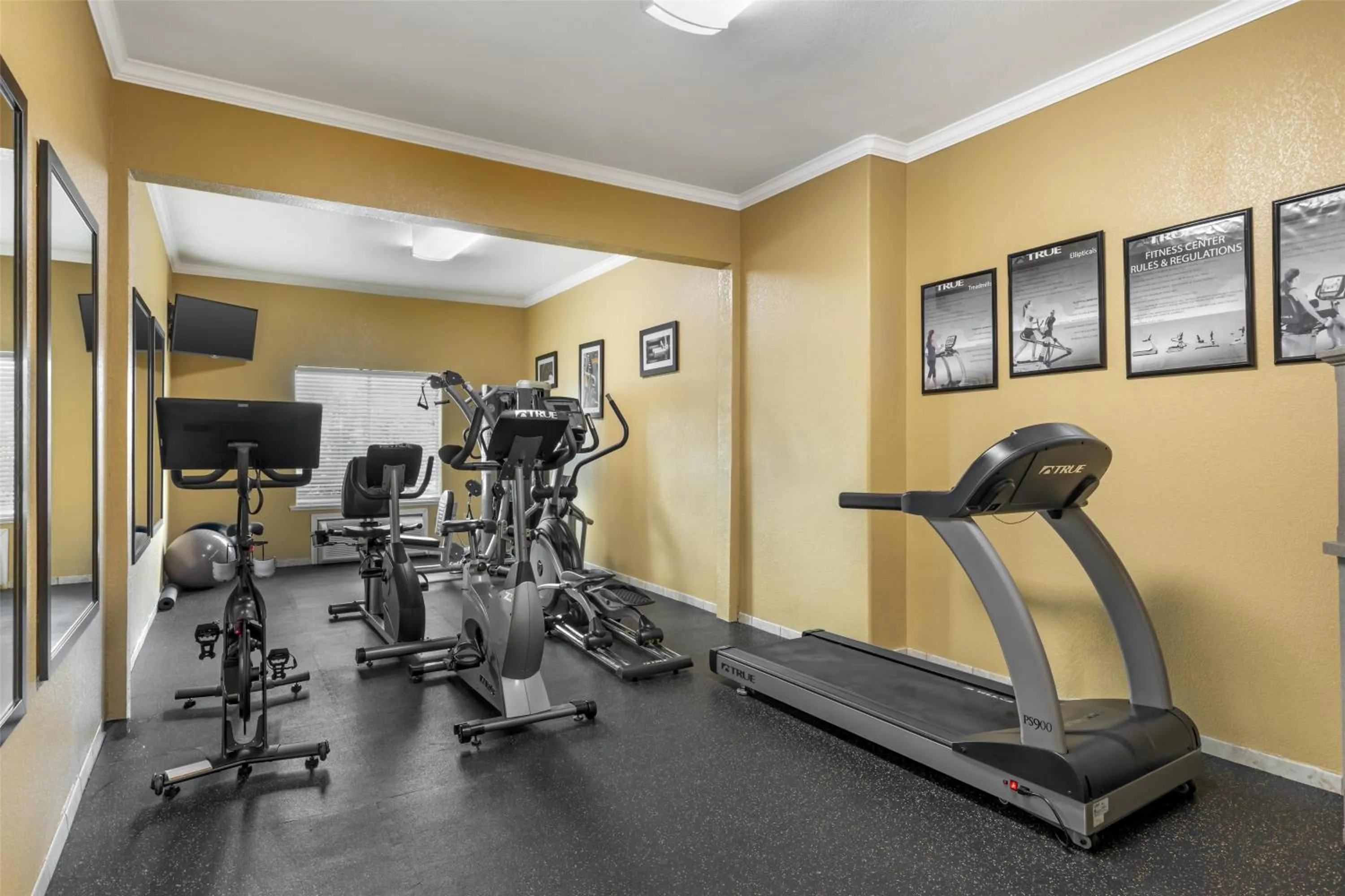 Fitness centre/facilities in Best Western Plus Waxahachie Inn & Suites