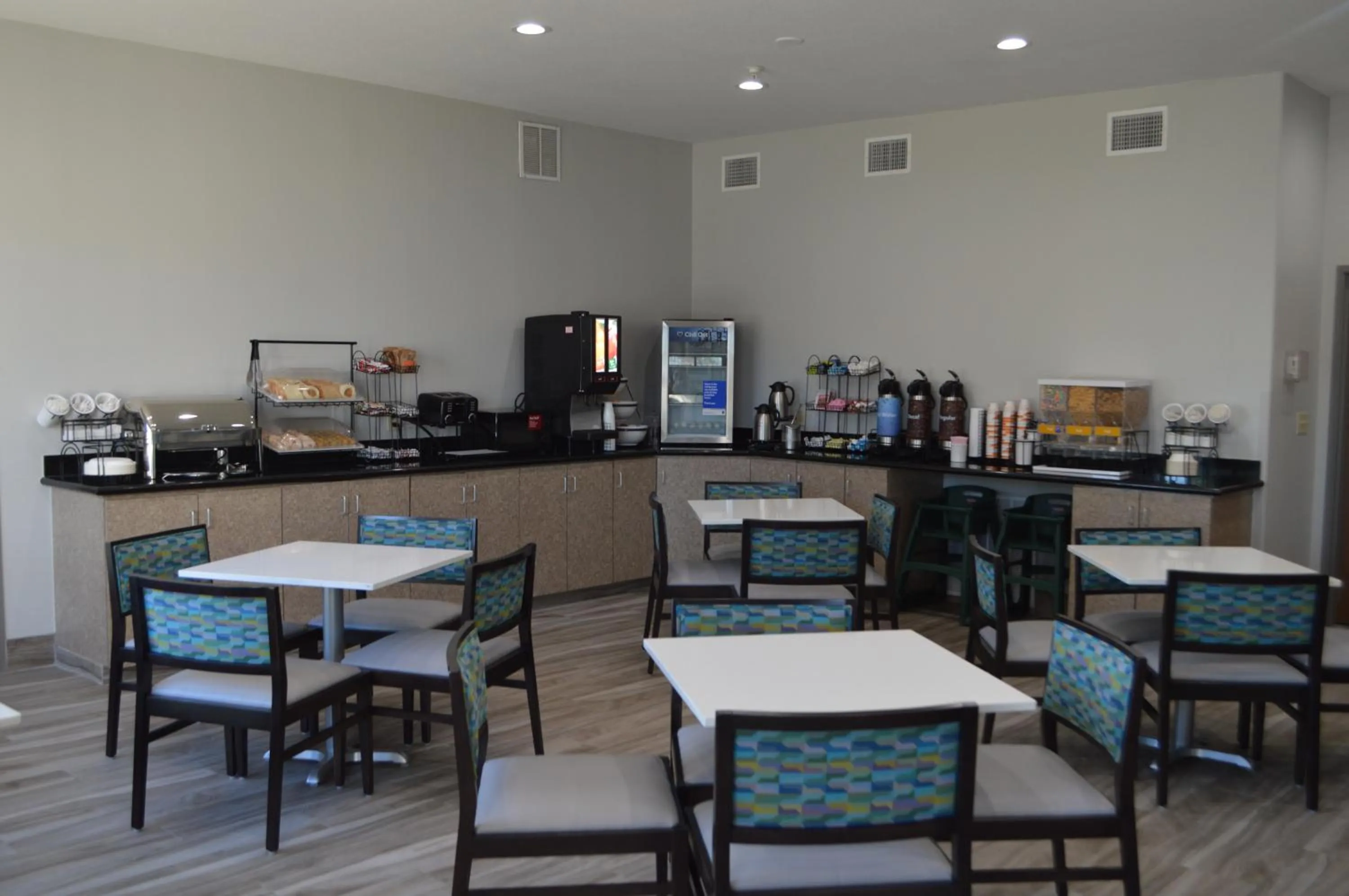 Breakfast in Comfort Inn & Suites Selma near Randolph AFB