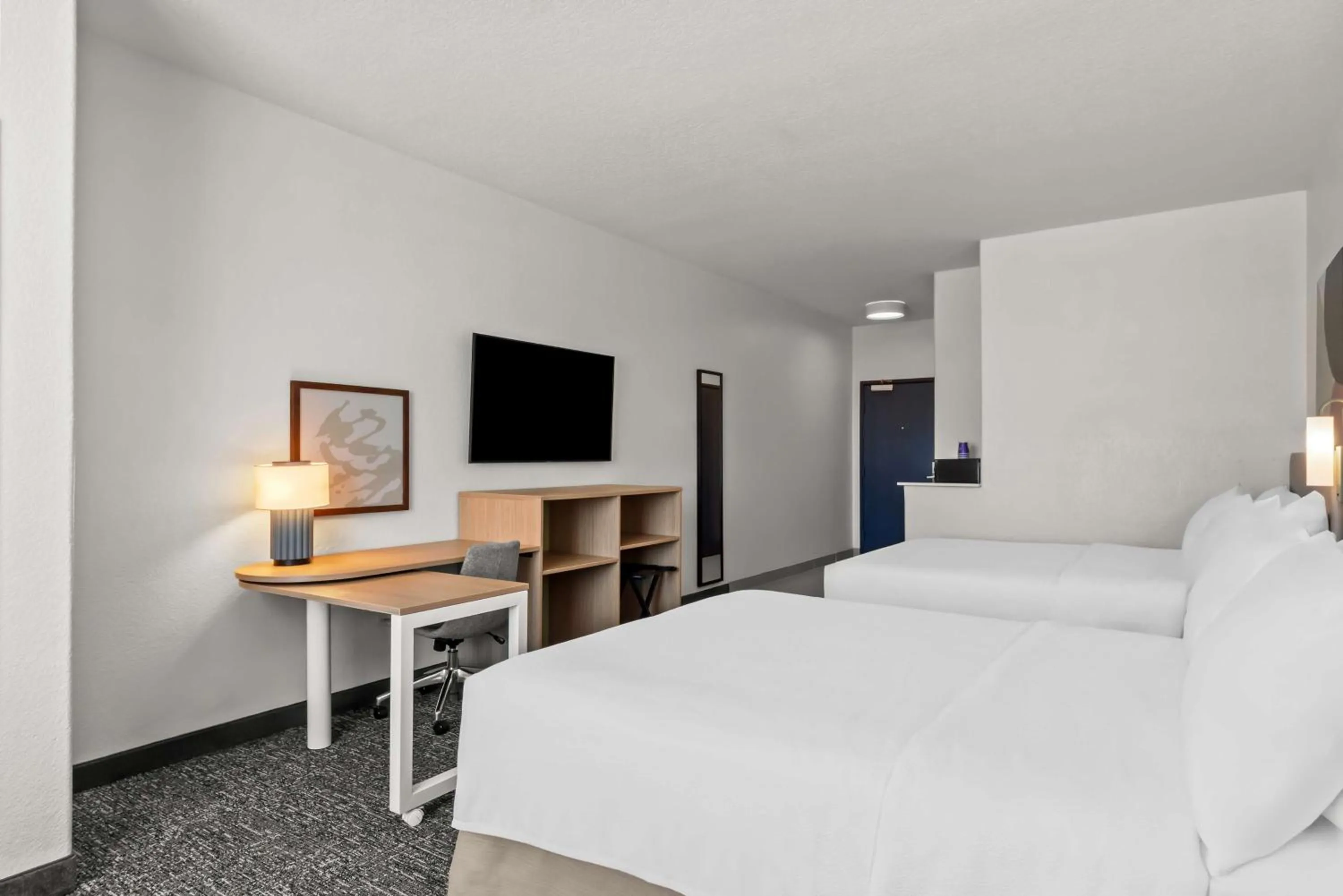 Bed in Spark by Hilton Selma