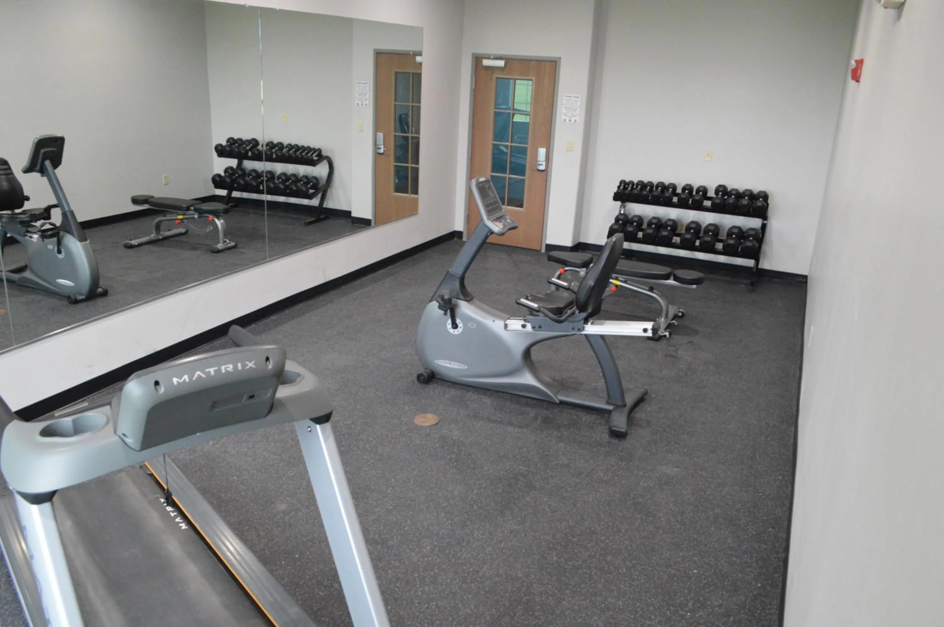 Fitness centre/facilities in Comfort Inn & Suites Selma near Randolph AFB