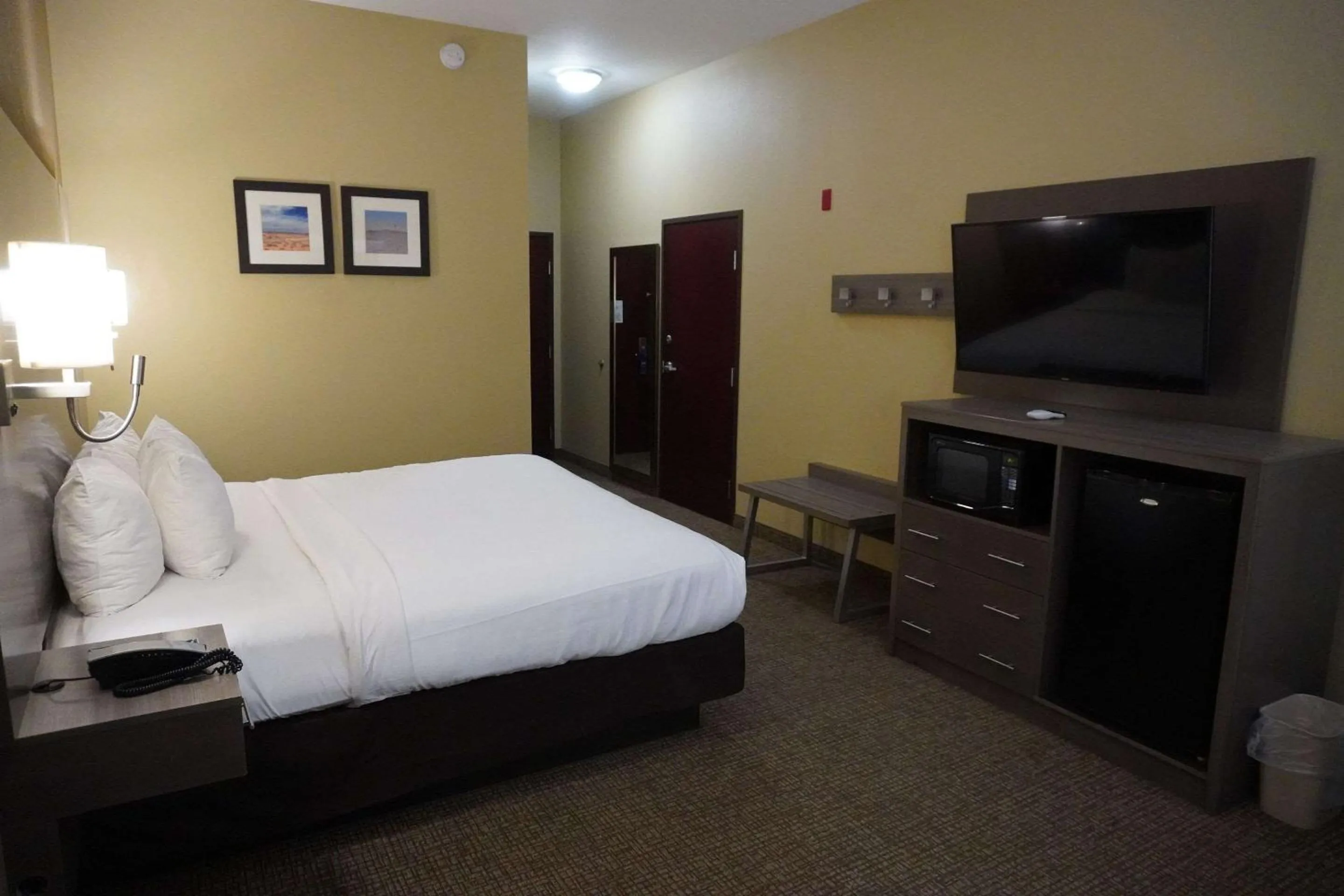 Bedroom, Bed in Comfort Inn & Suites Monahans I-20