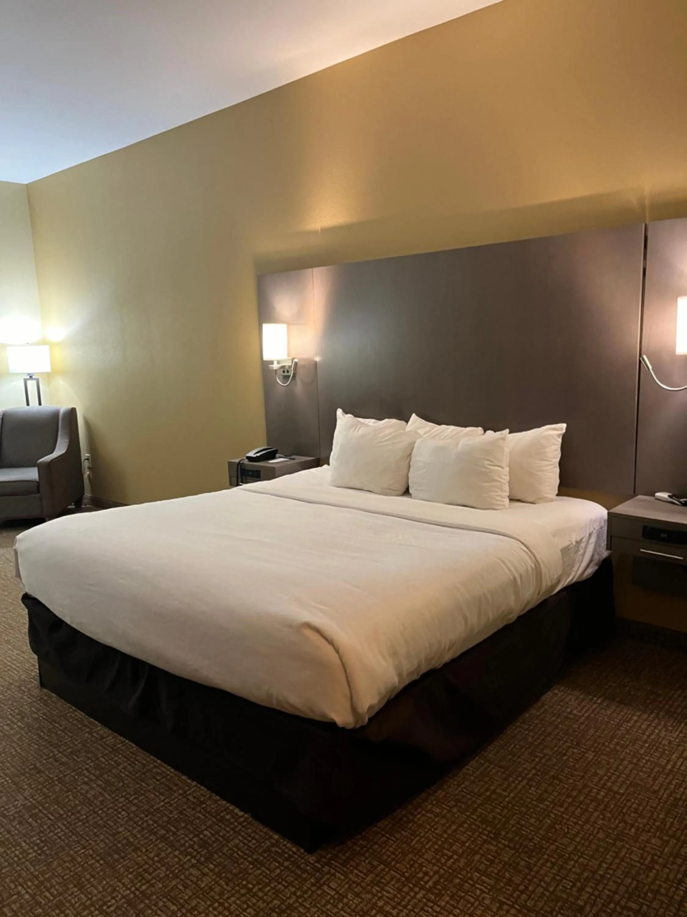 Bedroom, Bed in Comfort Inn & Suites Monahans I-20