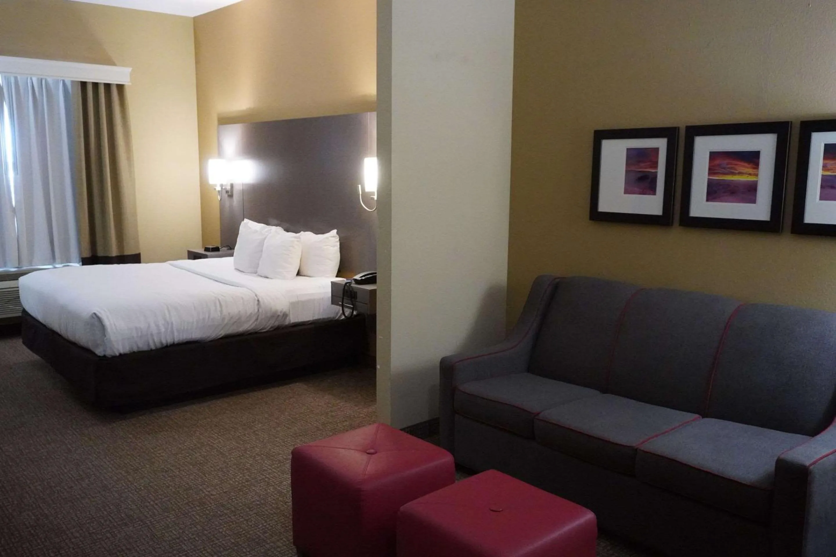 Bedroom, Bed in Comfort Inn & Suites Monahans I-20