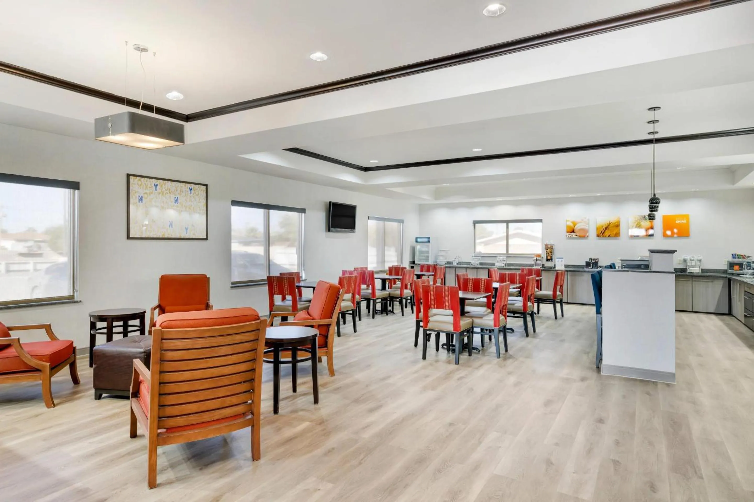 Breakfast in Comfort Suites Pecos