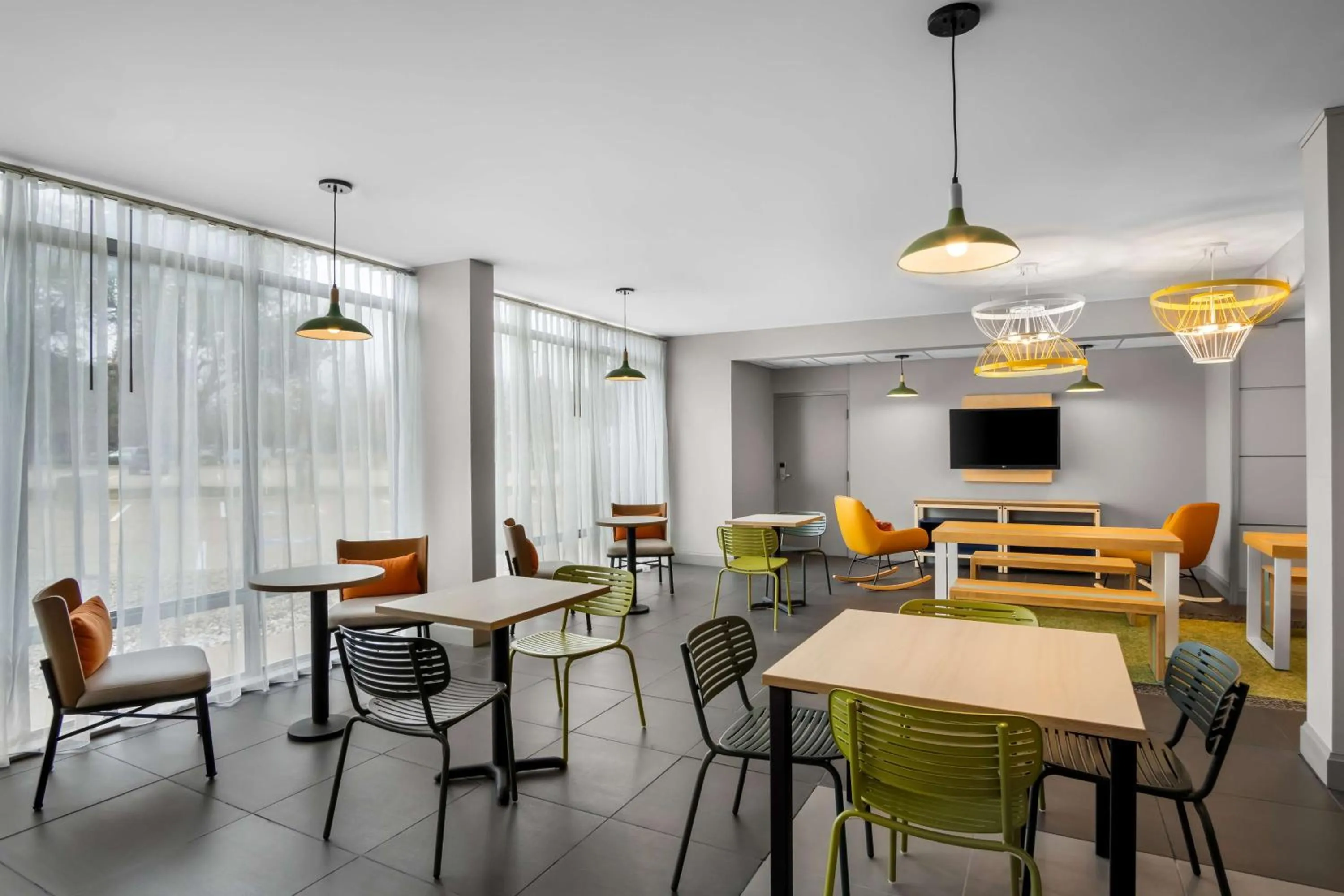 Breakfast in Spark by Hilton Richardson Dallas