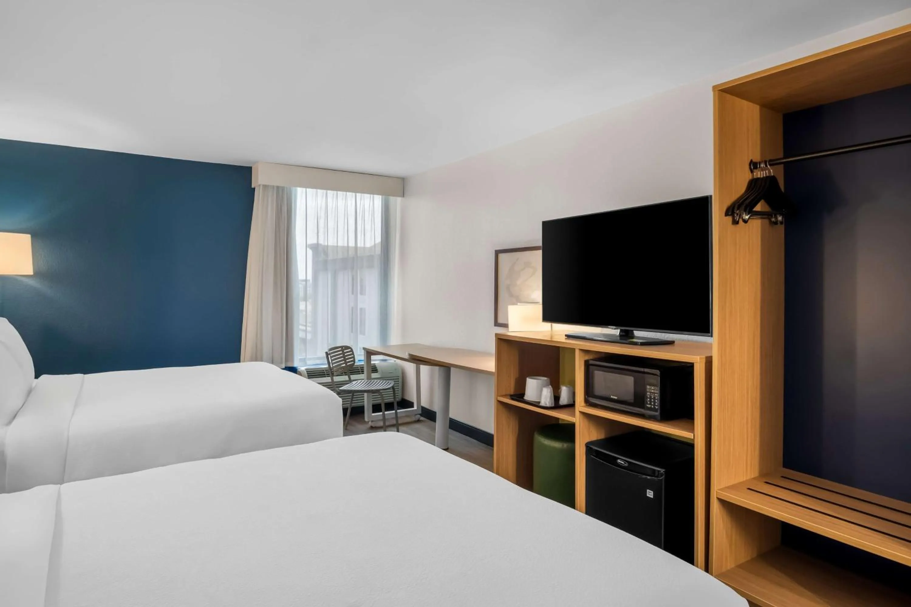 Bed in Spark by Hilton Richardson Dallas