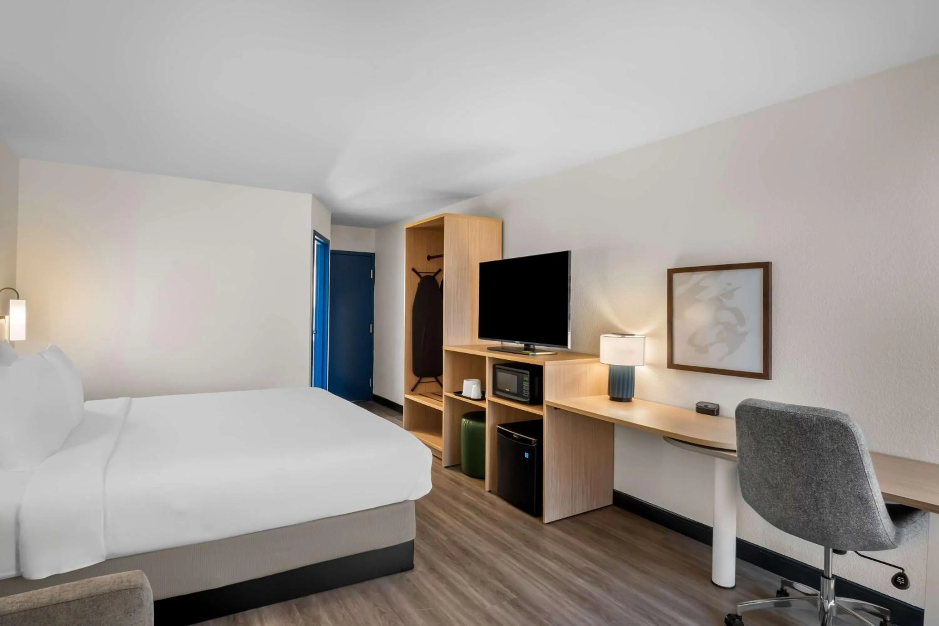 Bed in Spark by Hilton Richardson Dallas