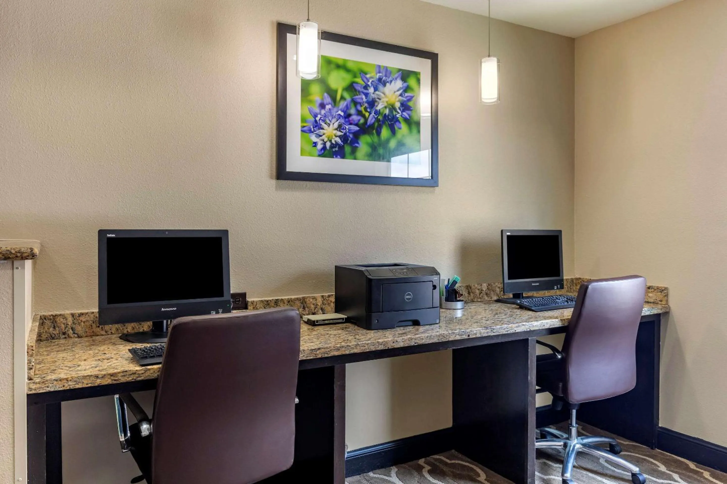 On site in Comfort Inn & Suites Paris