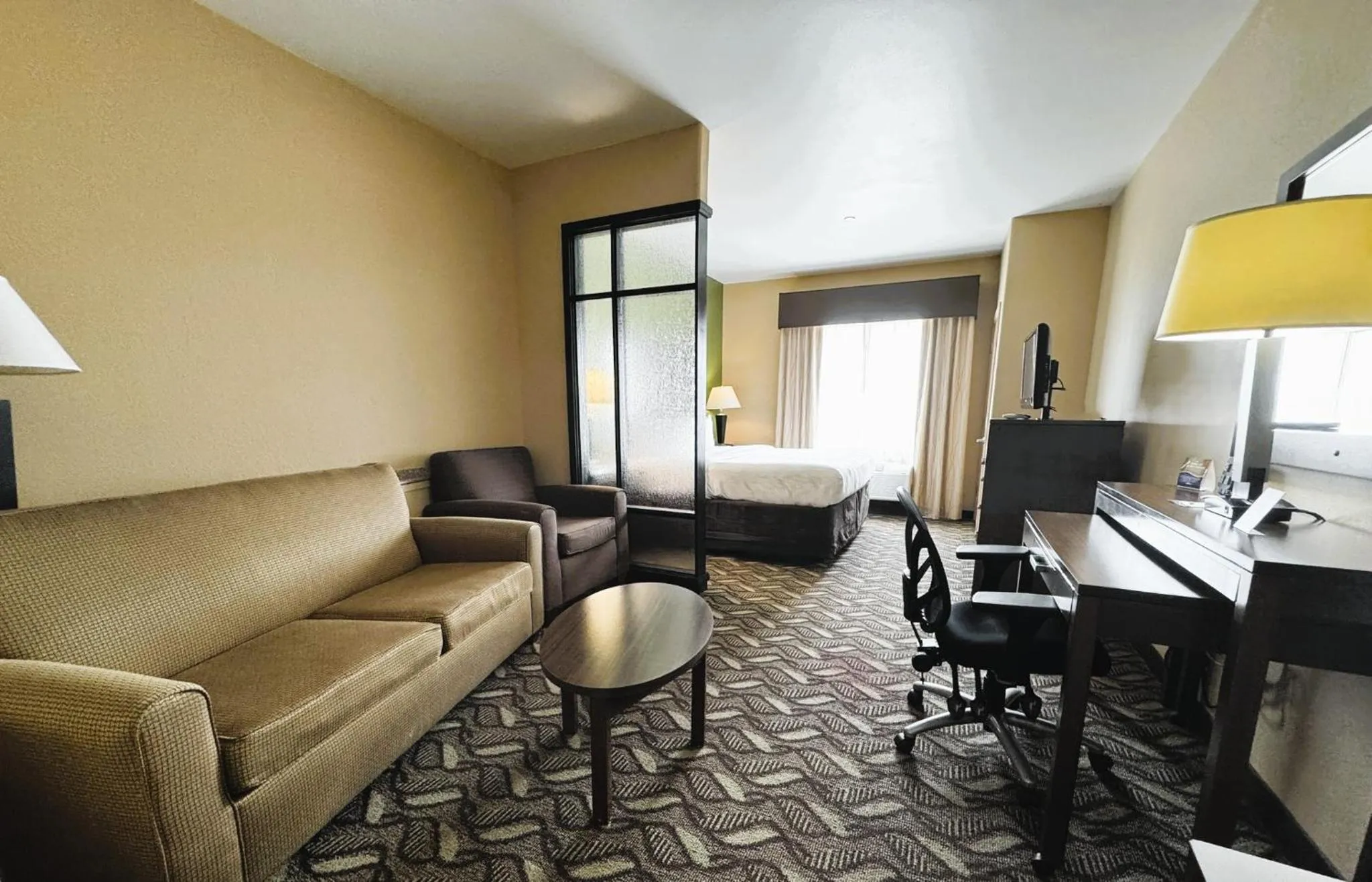 Bedroom in Baymont by Wyndham Jewett