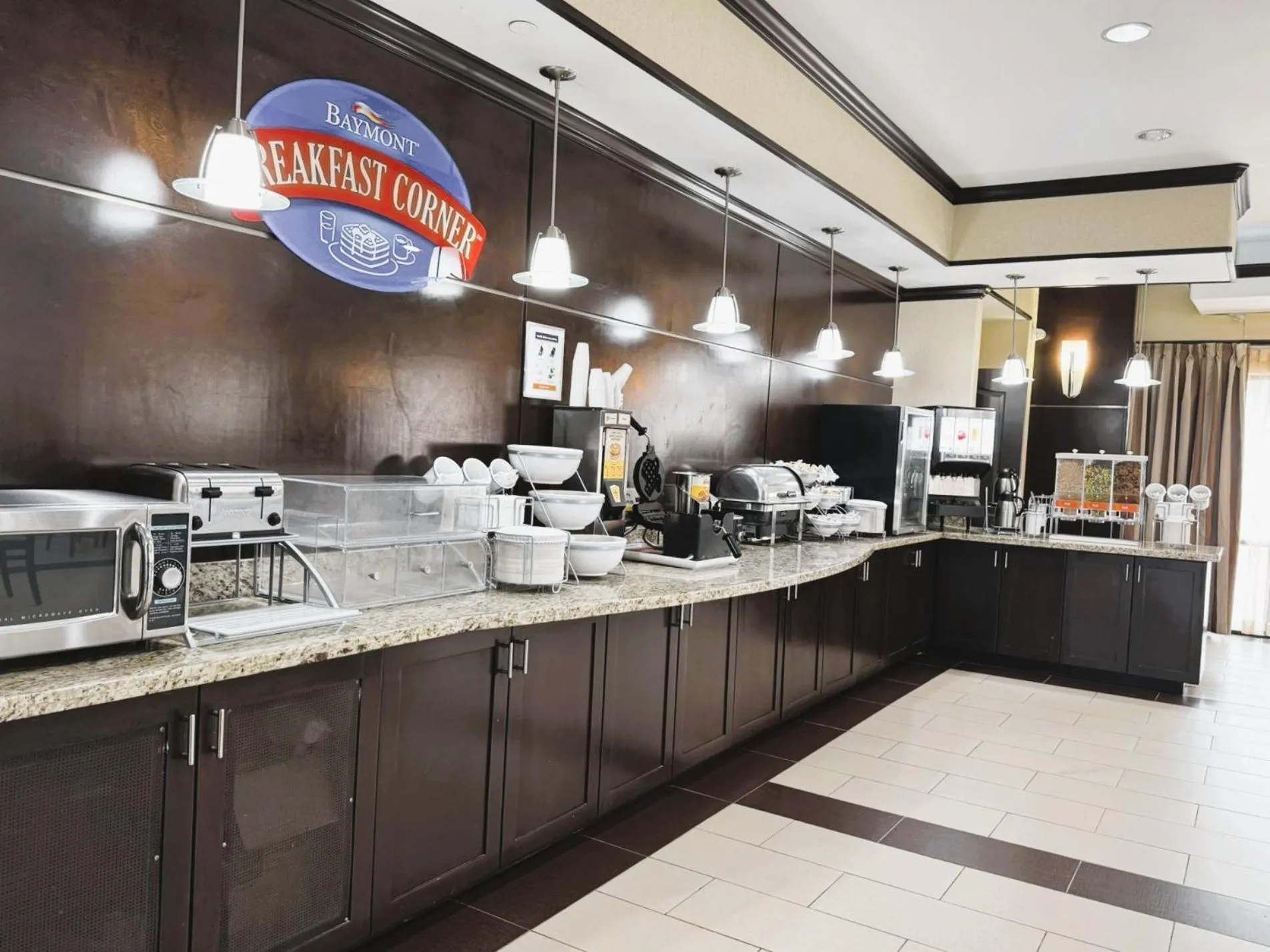 Breakfast in Baymont by Wyndham Jewett