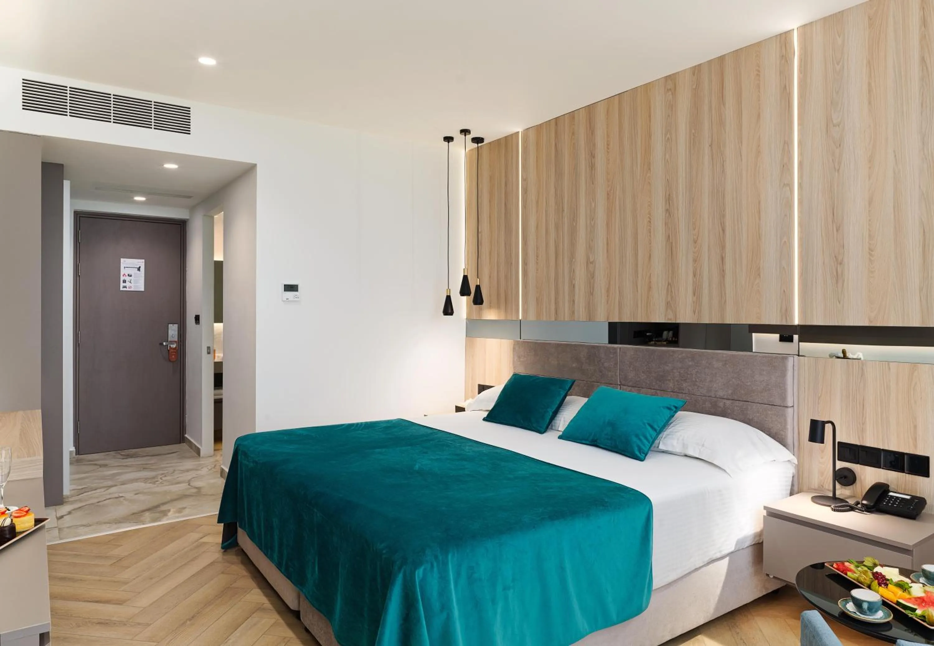 Bedroom, Bed in St George Beach Hotel & Spa Resort