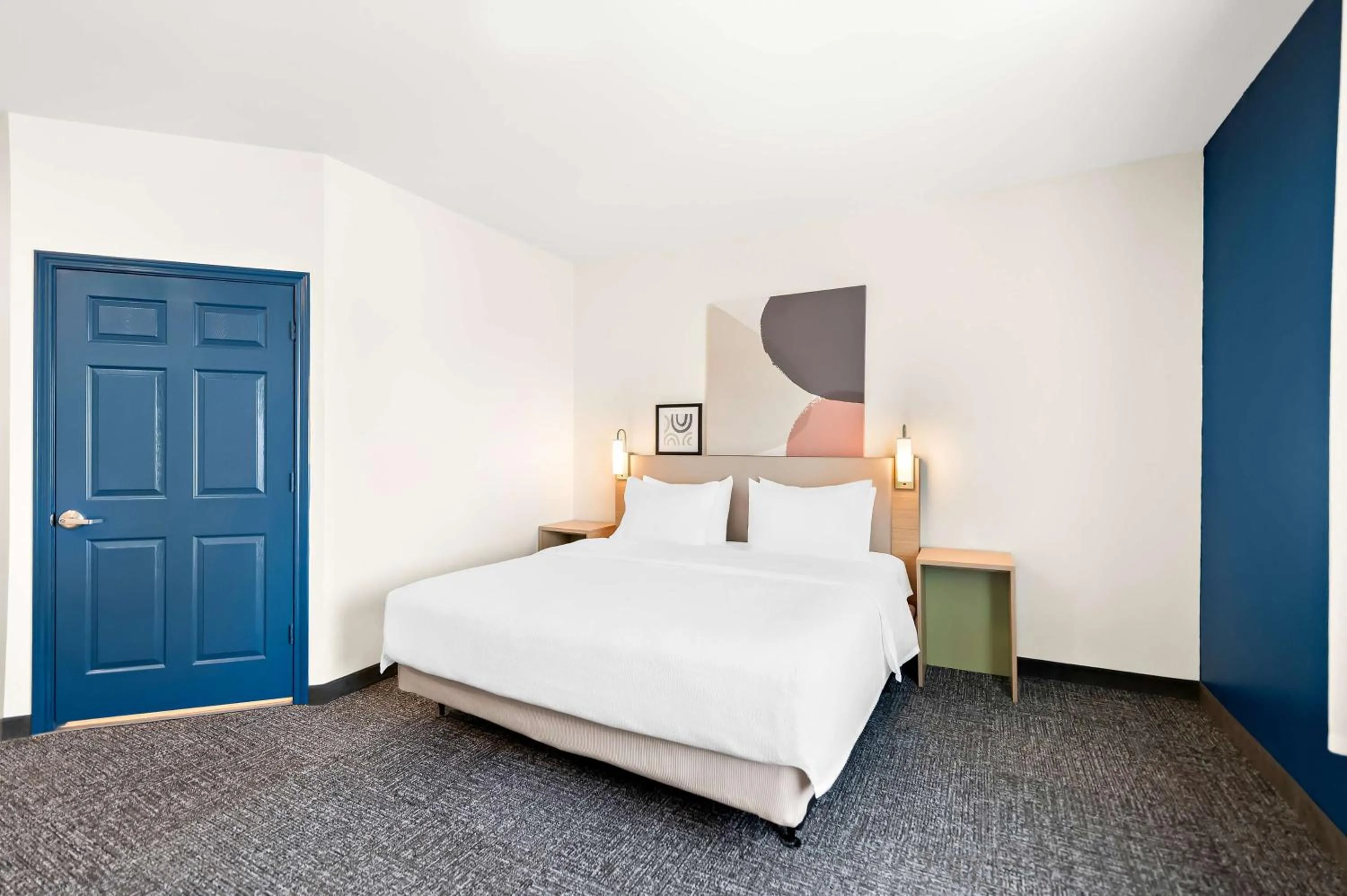 Bed in Spark By Hilton Longview