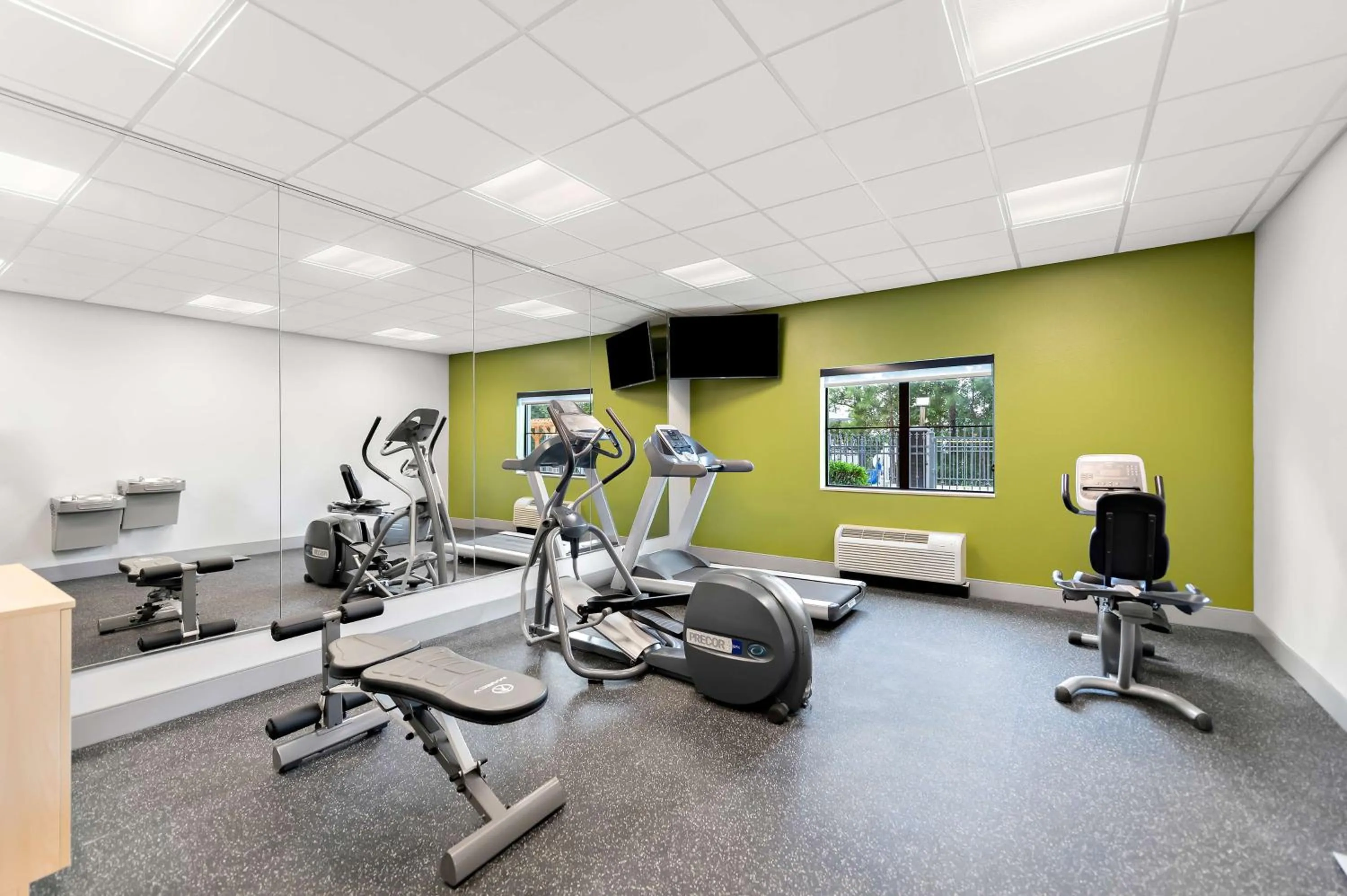 Fitness centre/facilities in Spark By Hilton Longview