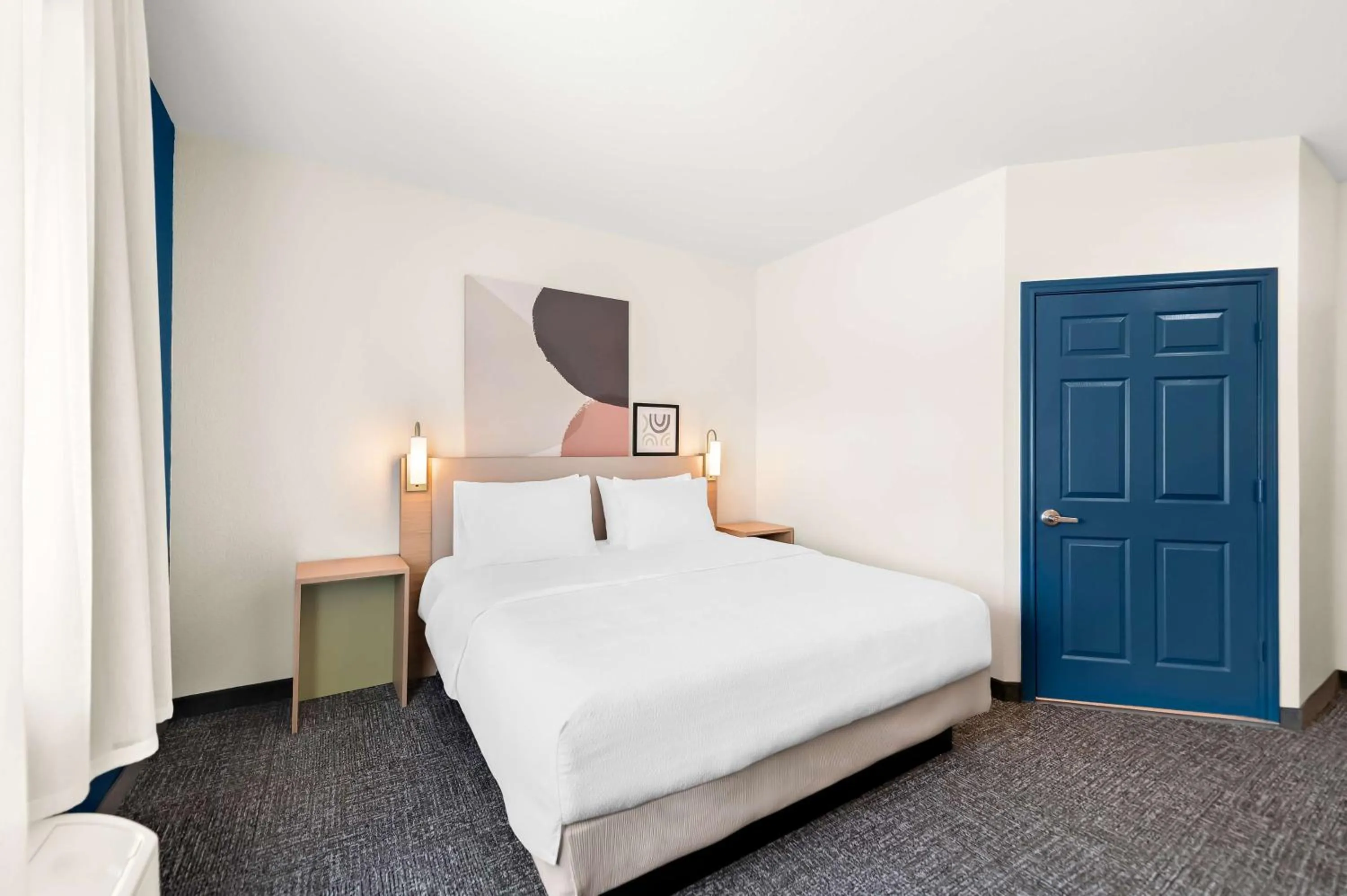 Bed in Spark By Hilton Longview