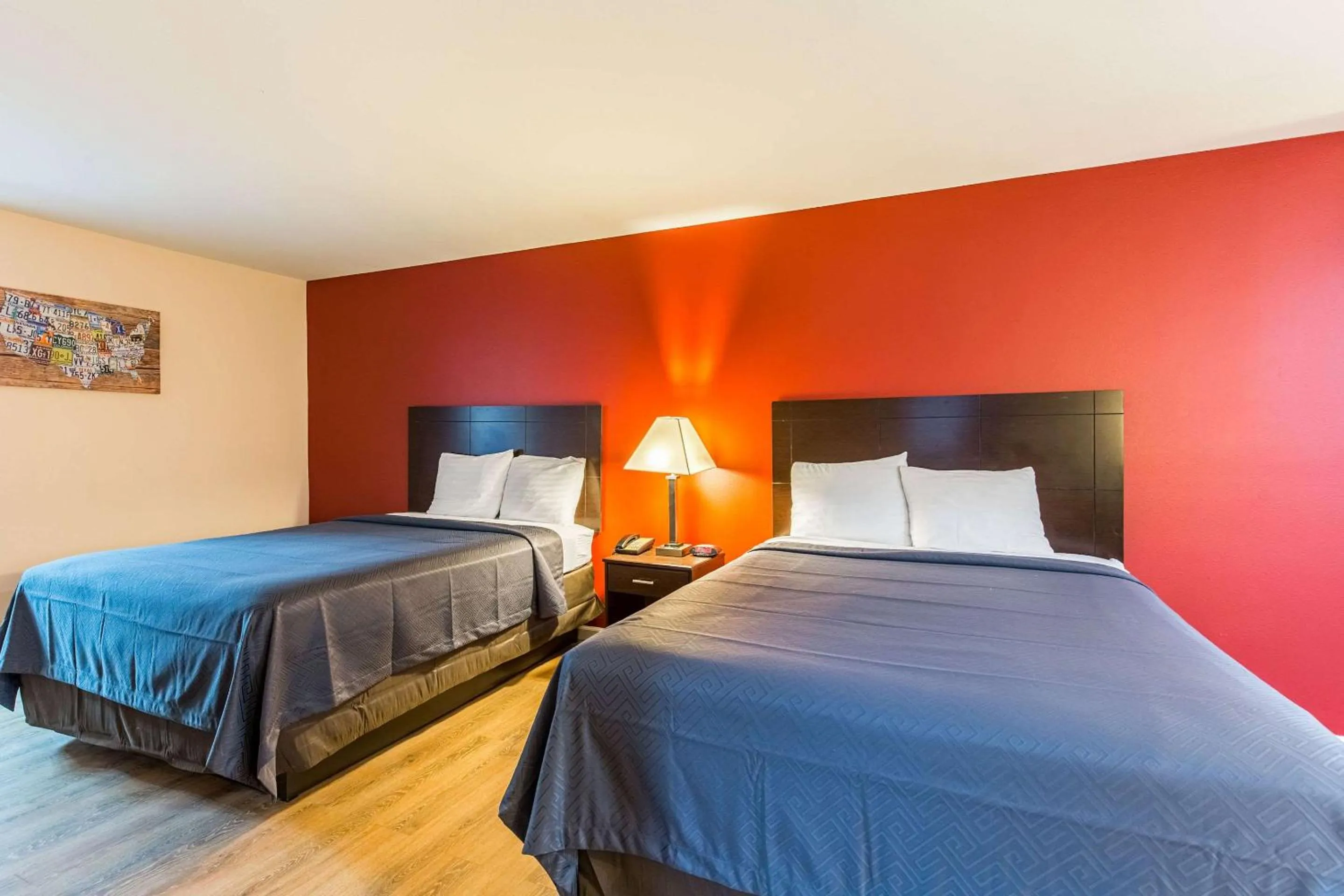 Bedroom, Bed in Quality Inn & Suites Bridge City Orange