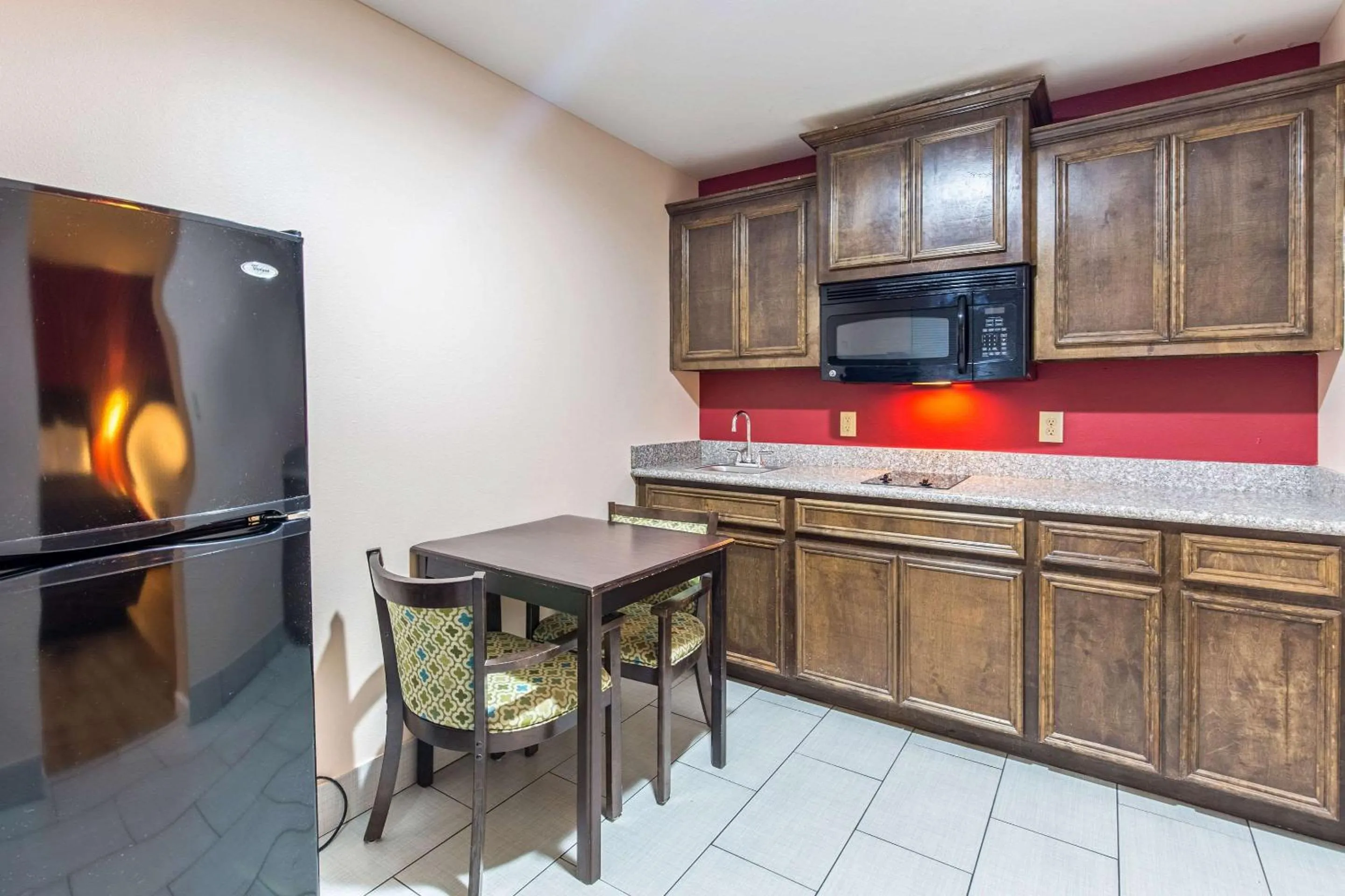 Bedroom in Quality Inn & Suites Bridge City Orange