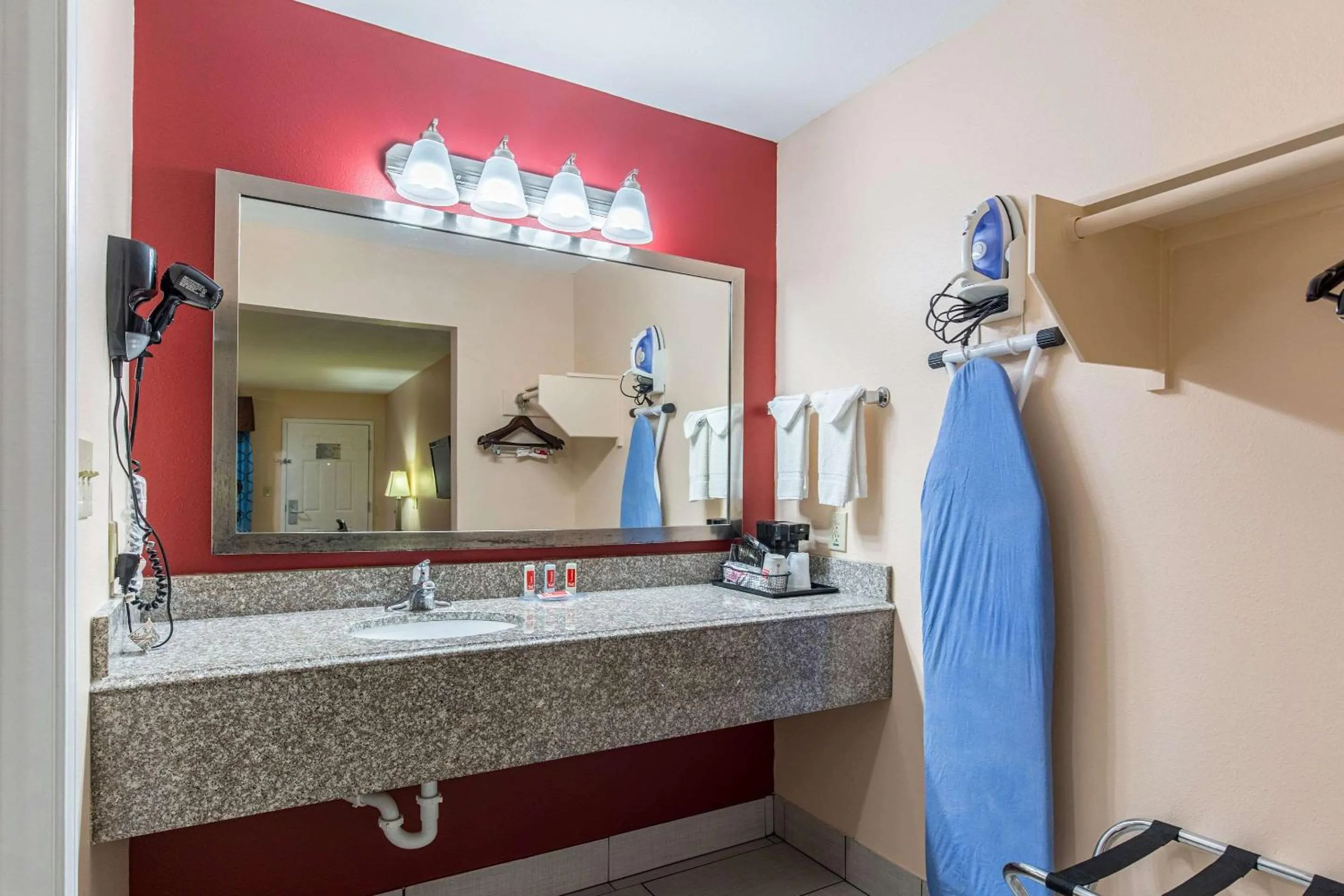 Photo of the whole room in Quality Inn & Suites Bridge City Orange